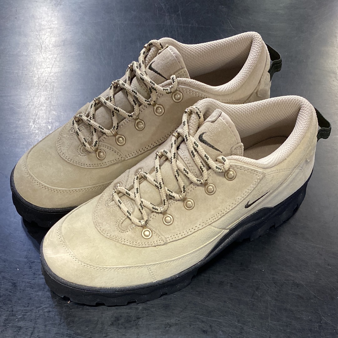 Nike Women's Lahar Low "Rattan/Cargo Khaki"