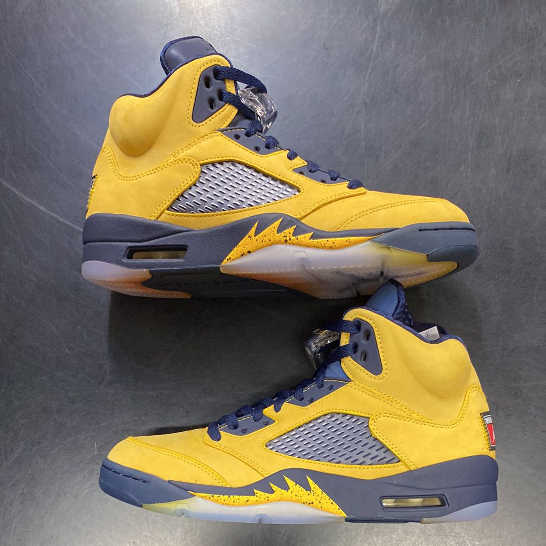 NIKE AIR JORDAN 5 "MICHIGAN"