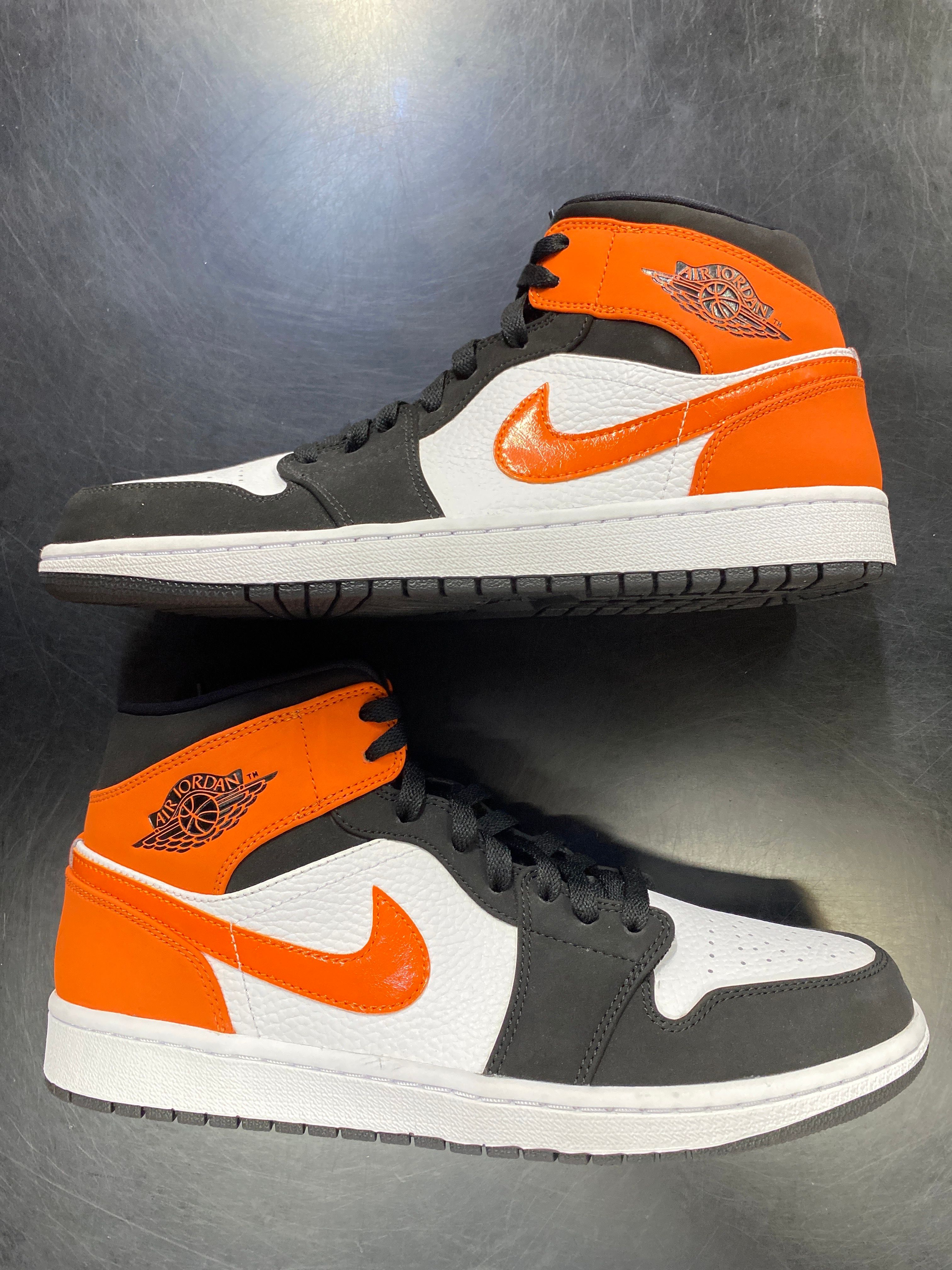 NIKE AIR JORDAN 1 MID "SHATTERED BACKBOARD"