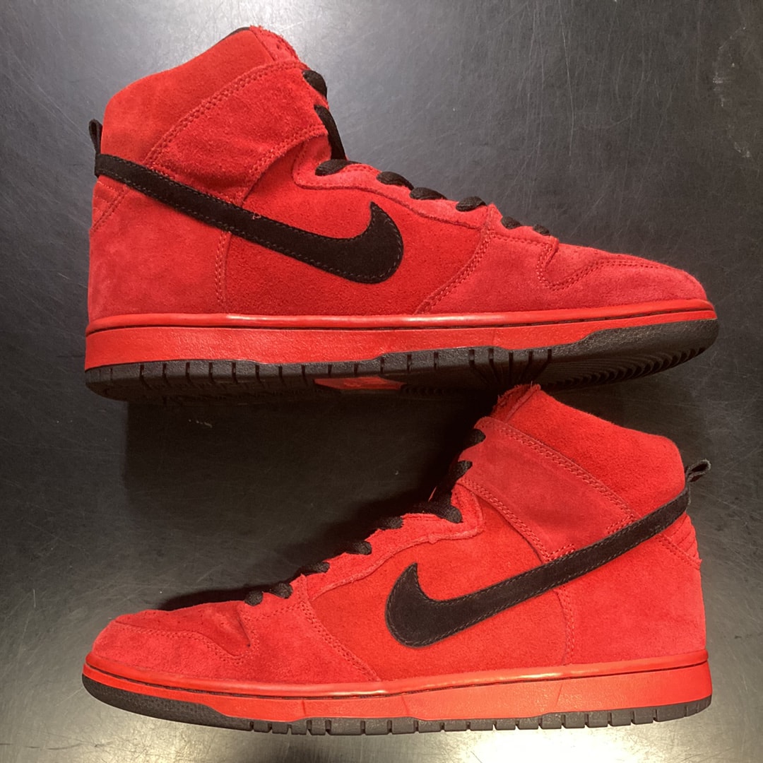 Nike SB Dunk High "Red Devil"