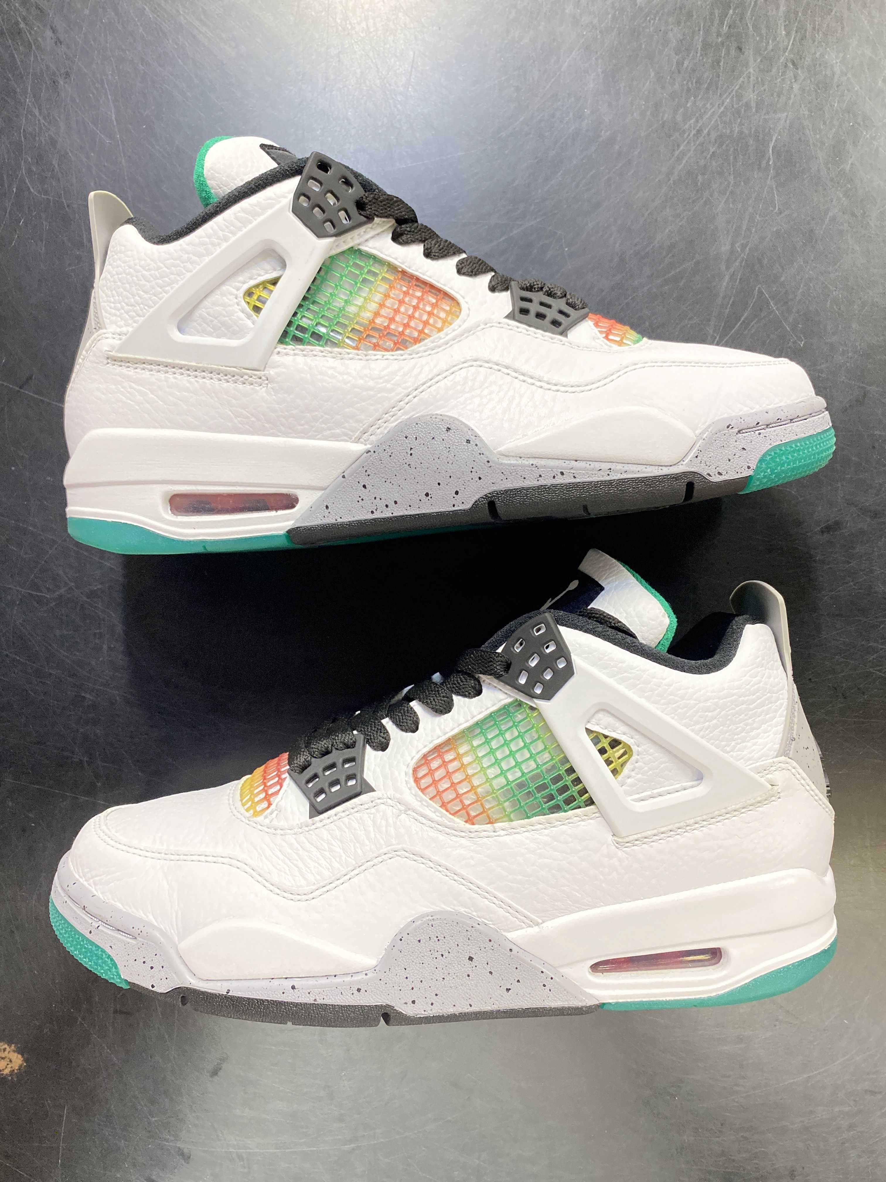 NIKE Women's AIR JORDAN 4 "LUCID GREEN"