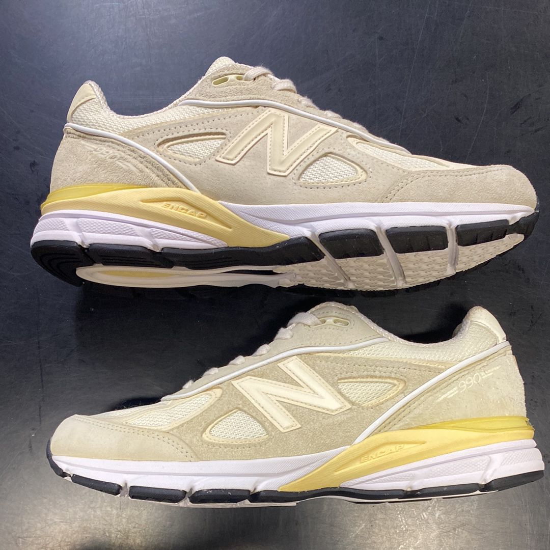 Stussy × New Balance 990V4 "Stussy Cream"