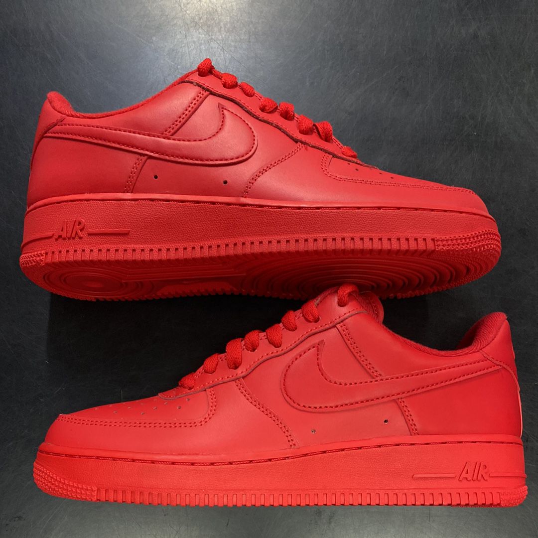 Nike Air Force 1 Low "Triple Red"