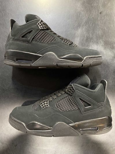 Nike Air Jordan 4 "Black Cat"