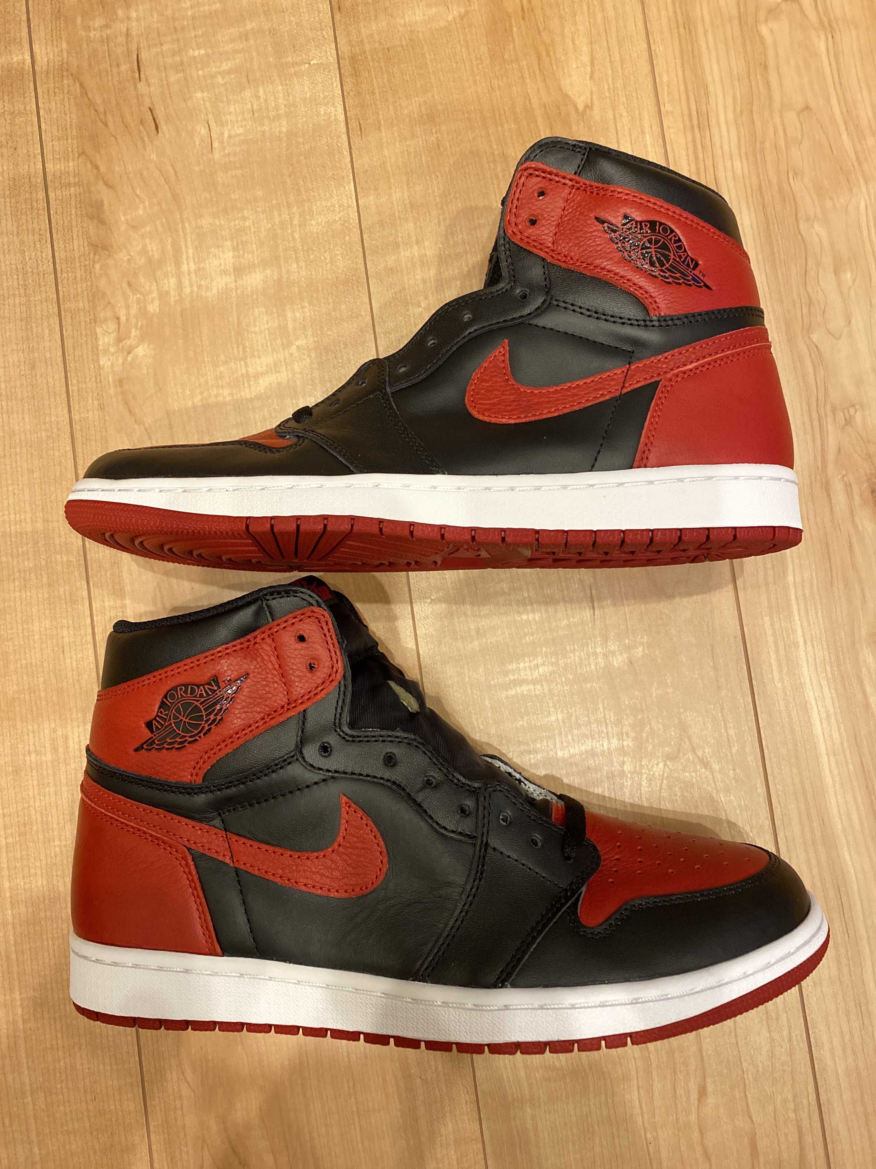 Nike Air Jordan 1 Retro High OG "Bred/Banned" (2016)