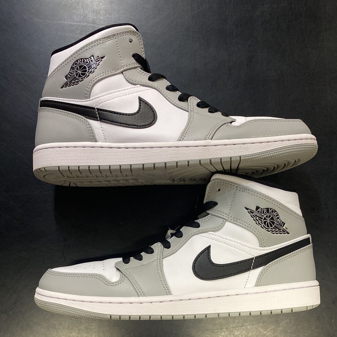 Nike Air Jordan 1 Mid "Light Smoke Grey/White/Black"