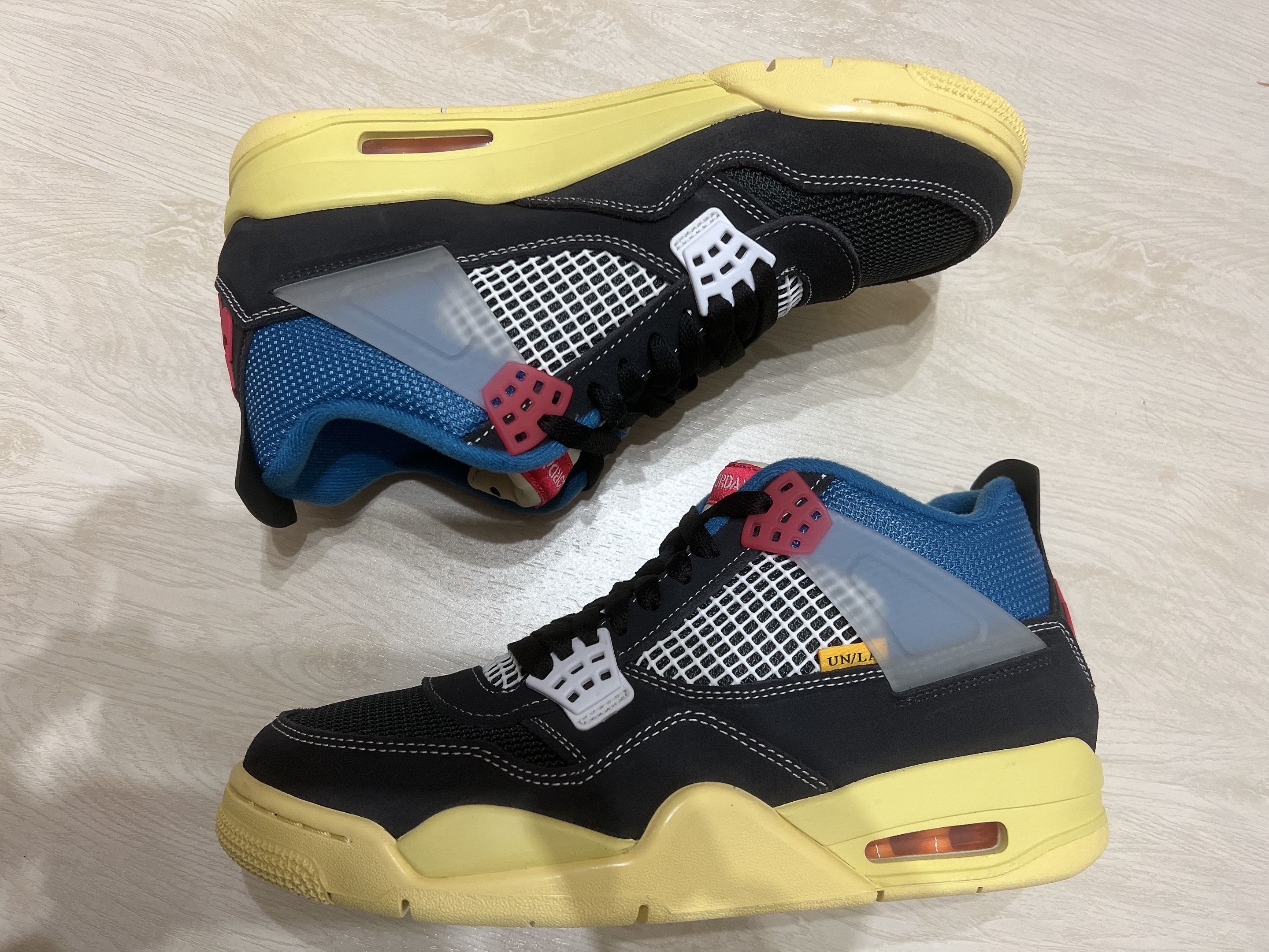 UNION × NIKE AIR JORDAN 4 "OFF NOIR"