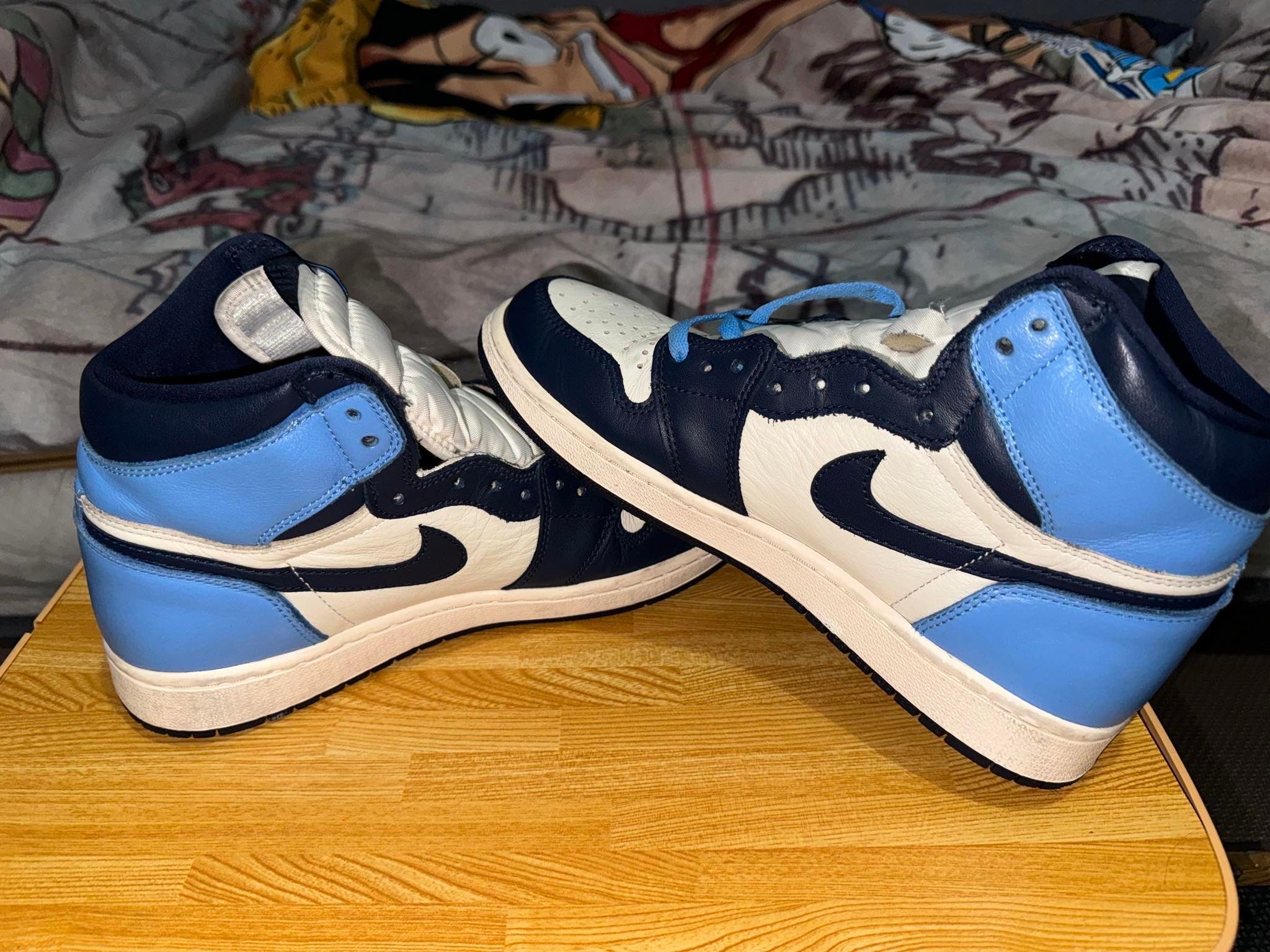 Nike Air Jordan 1 Retro High OG "Obsidian/University Blue"