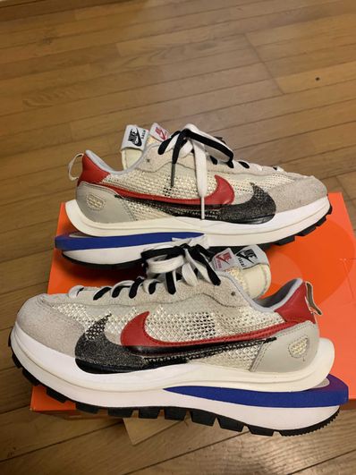 sacai × Nike Vapor Waffle "Royal Fuchsia"