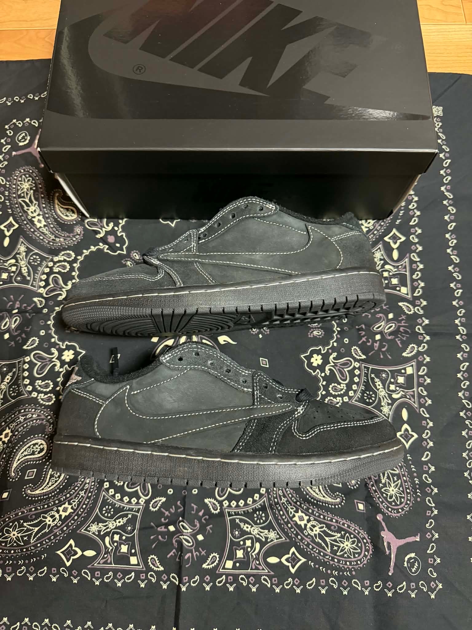 Travis Scott × Nike Air Jordan 1 Low OG SP "Black Phantom"