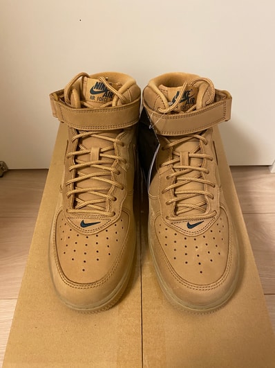 Nike Air Force 1 '07 Mid "Flax/Outdoor Green" (2025)