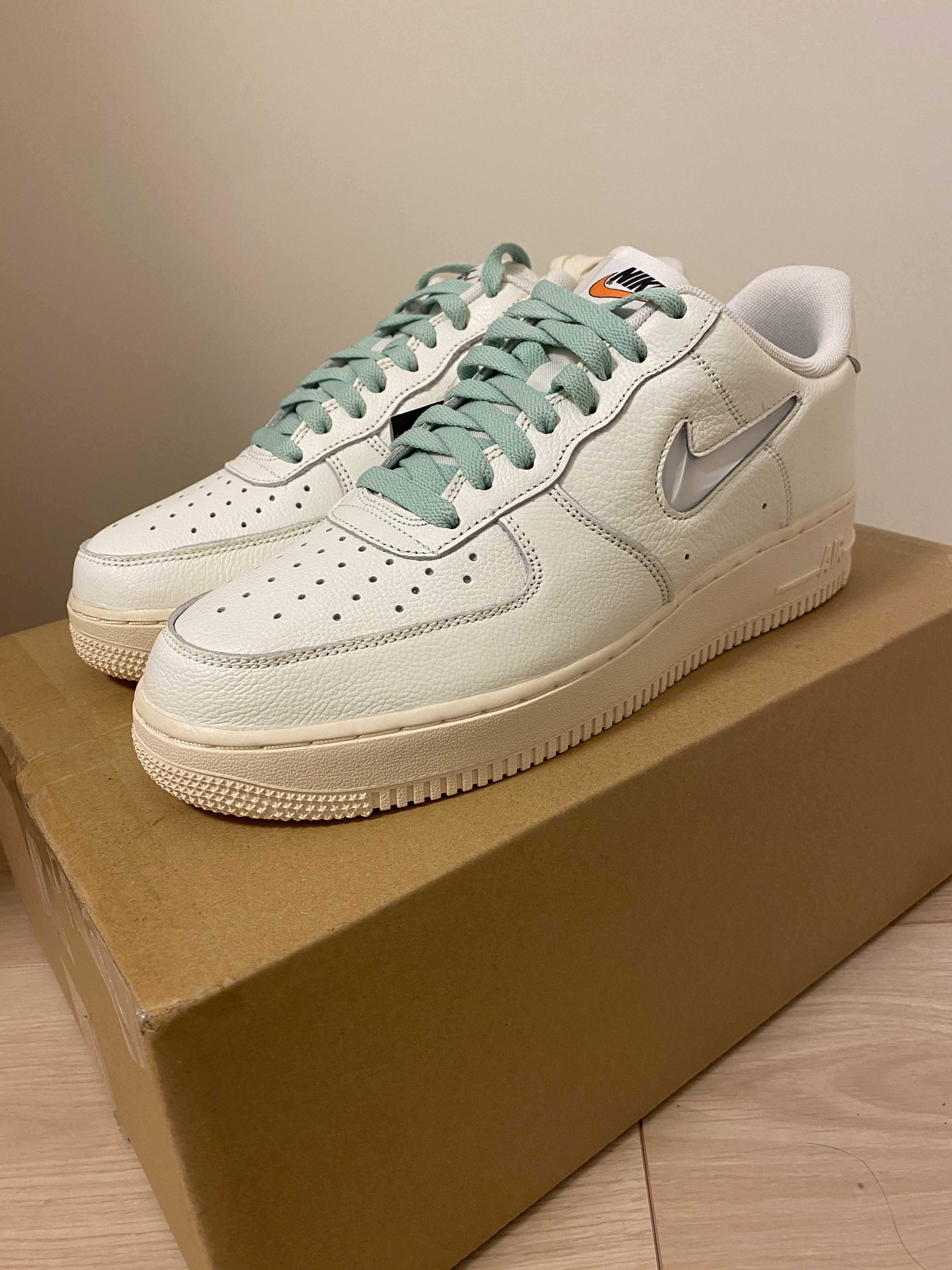 Nike Air Force 1 '07 Premium Vintage "Sail"