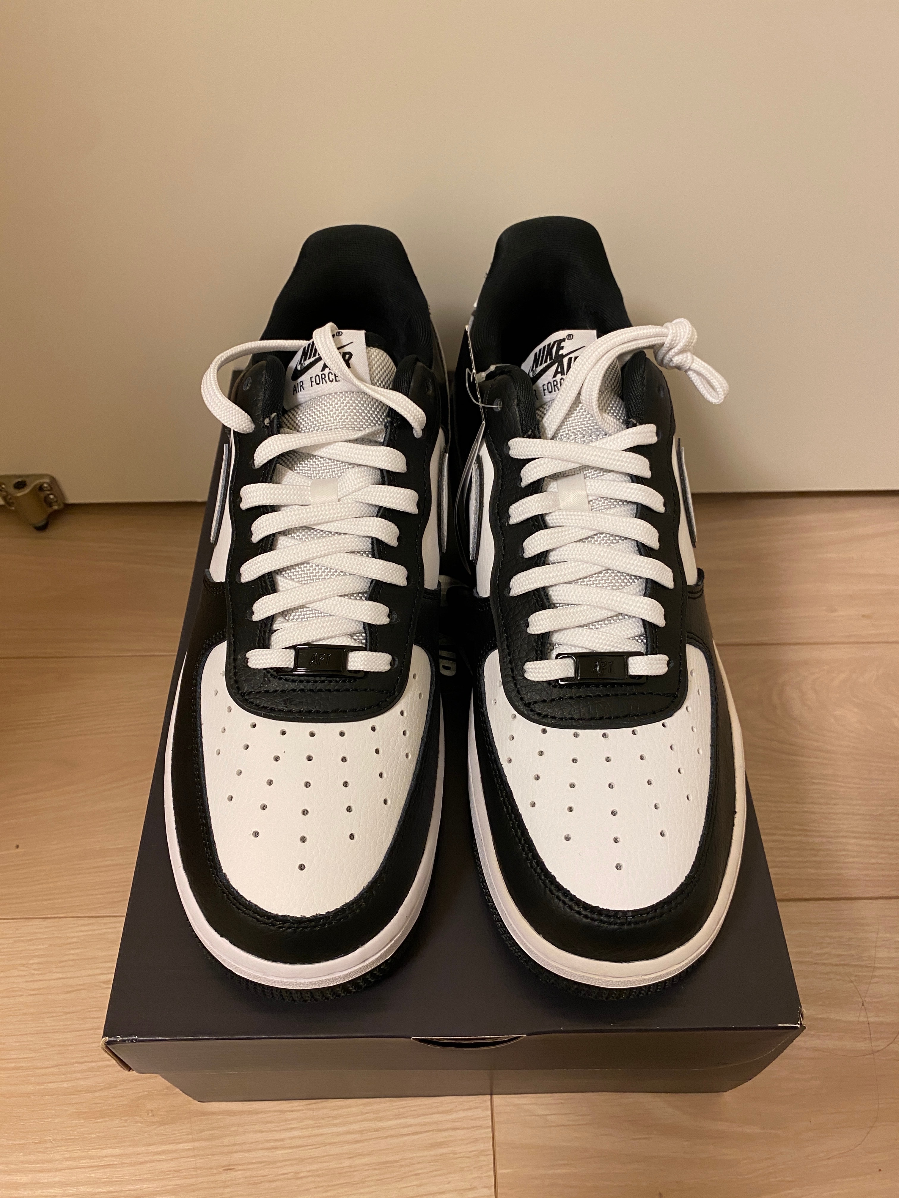 Nike Air Force 1 Low "Black/White"