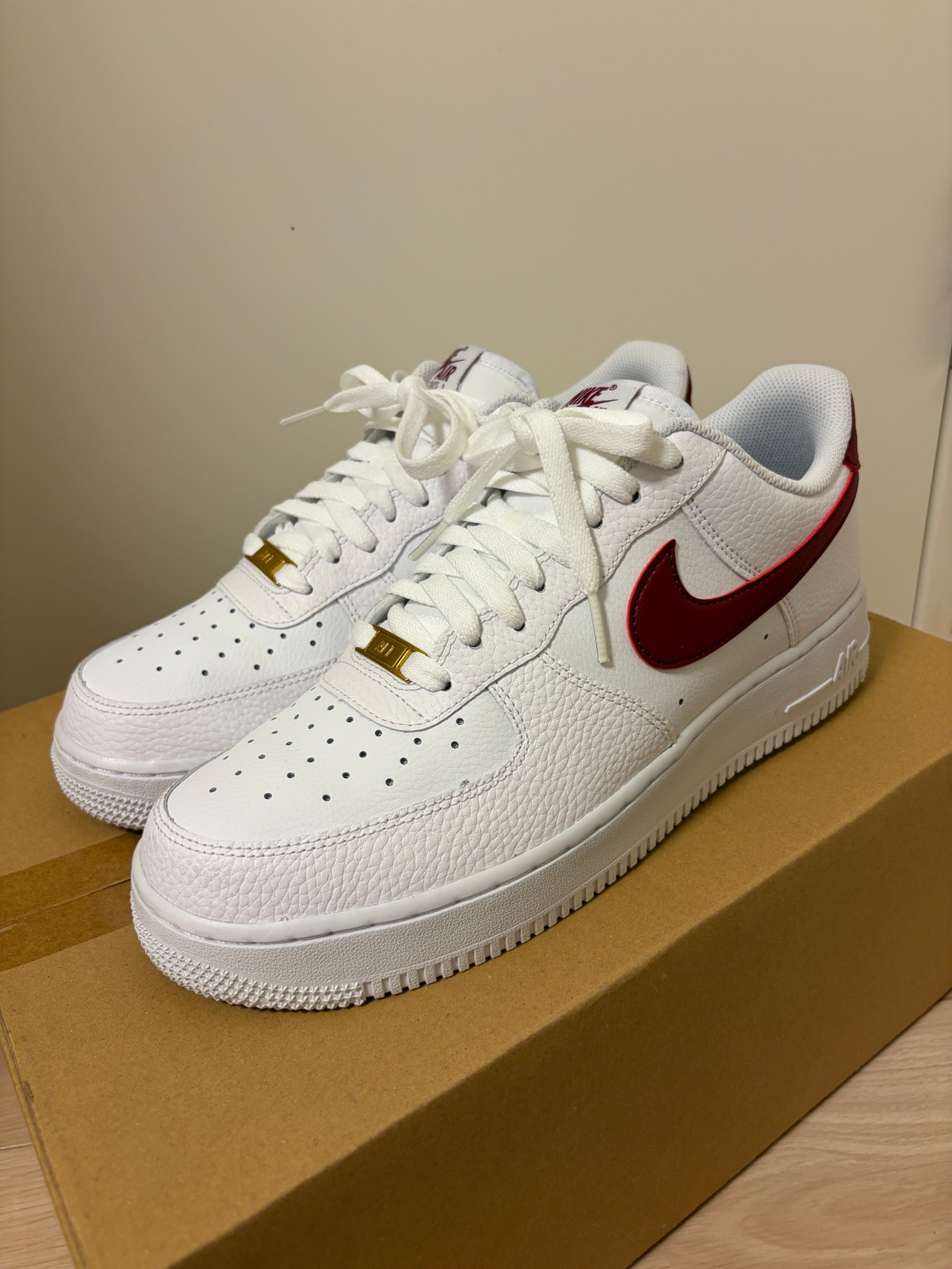 Nike Air Force 1 Low "White Team Red"