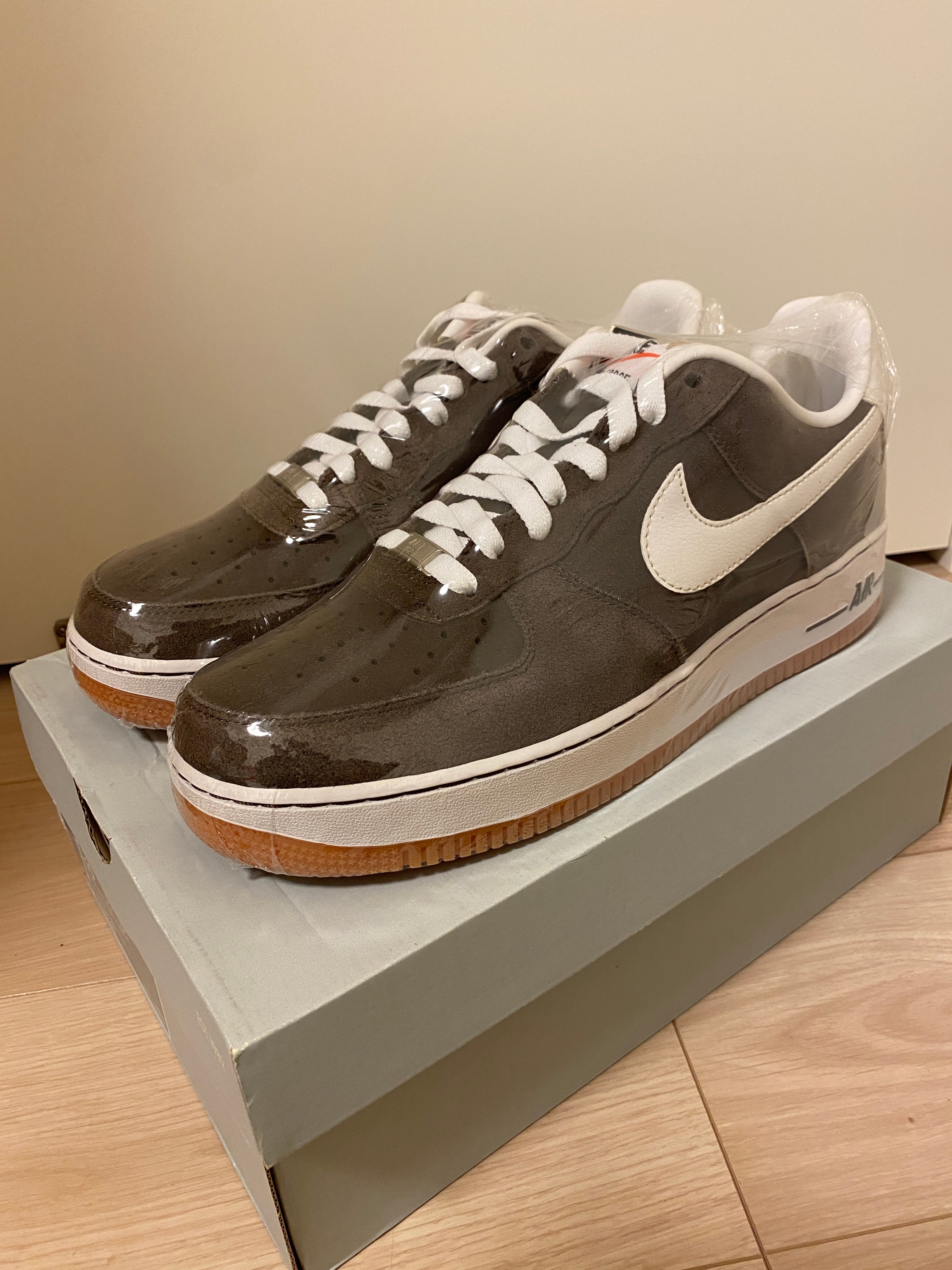 ナイキ エアフォース1 ロー "バロックブラウン/ホワイト/ガム"