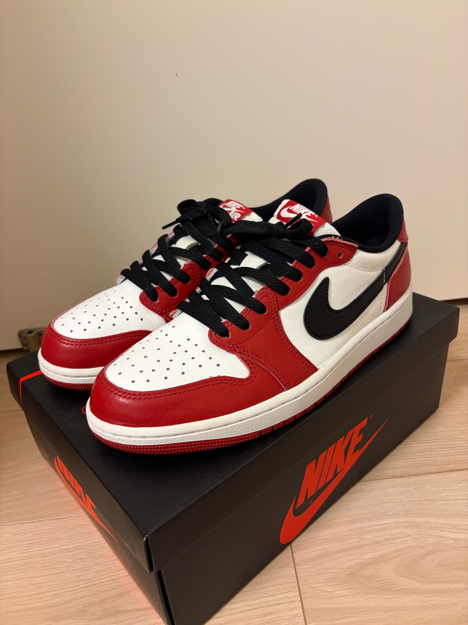 Nike Air Jordan 1 Retro Low OG "Chicago" (2025)