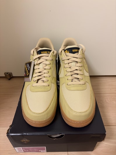 Nike Air Force 1 Low GORE-TEX "Team Gold"