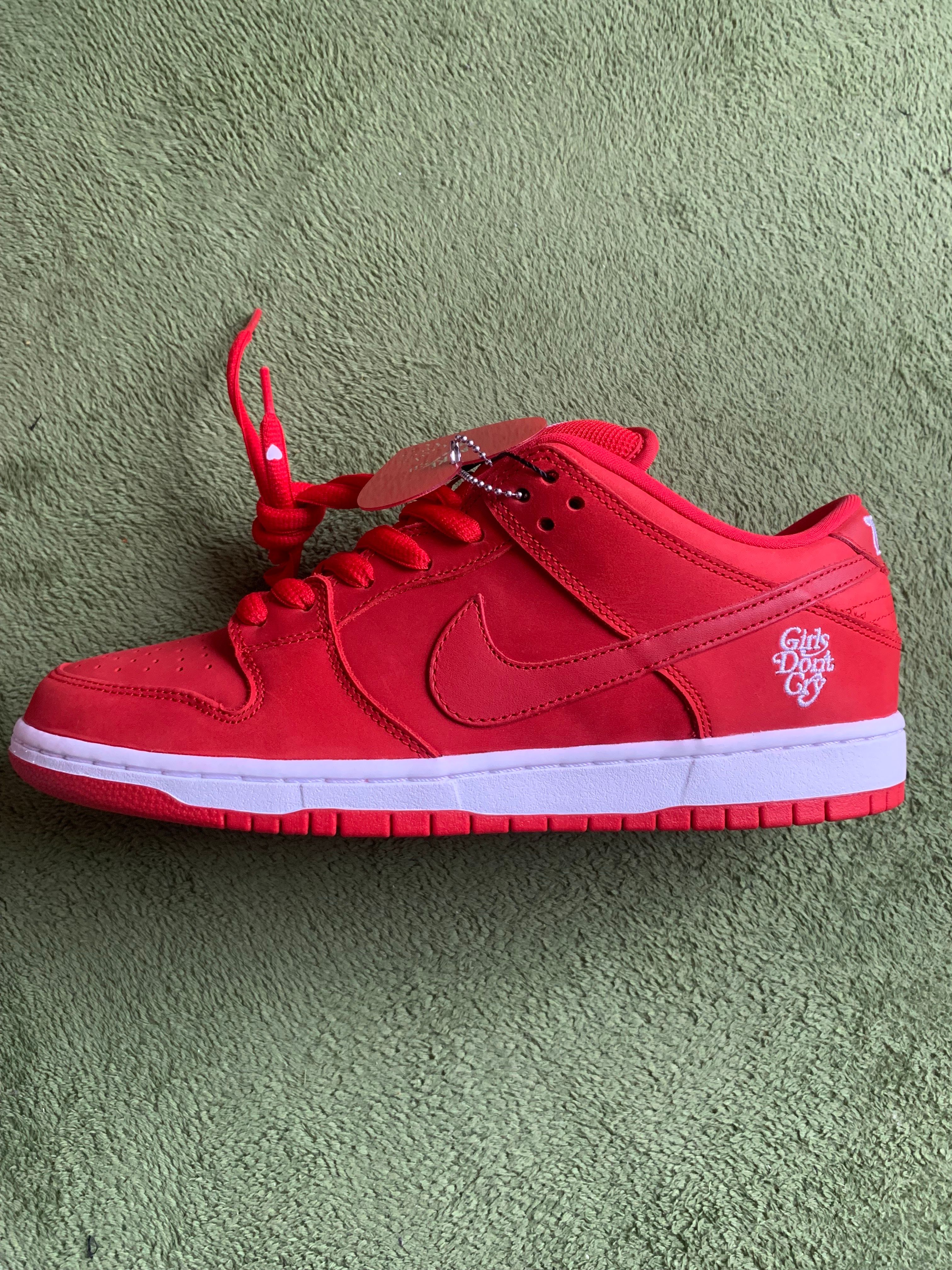 Girls Don't Cry × Nike SB Dunk Low Pro QS "Red" / VERDY