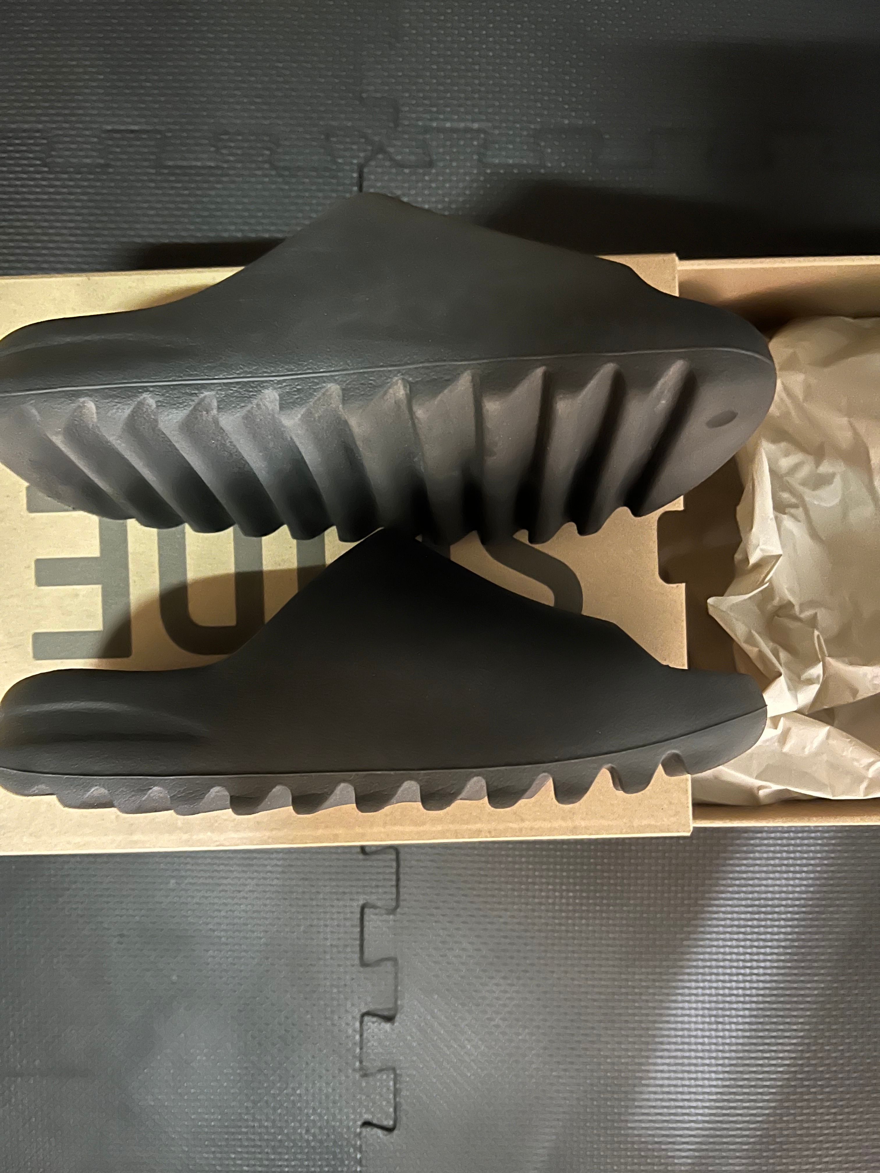 adidas YEEZY Slide "Onyx"