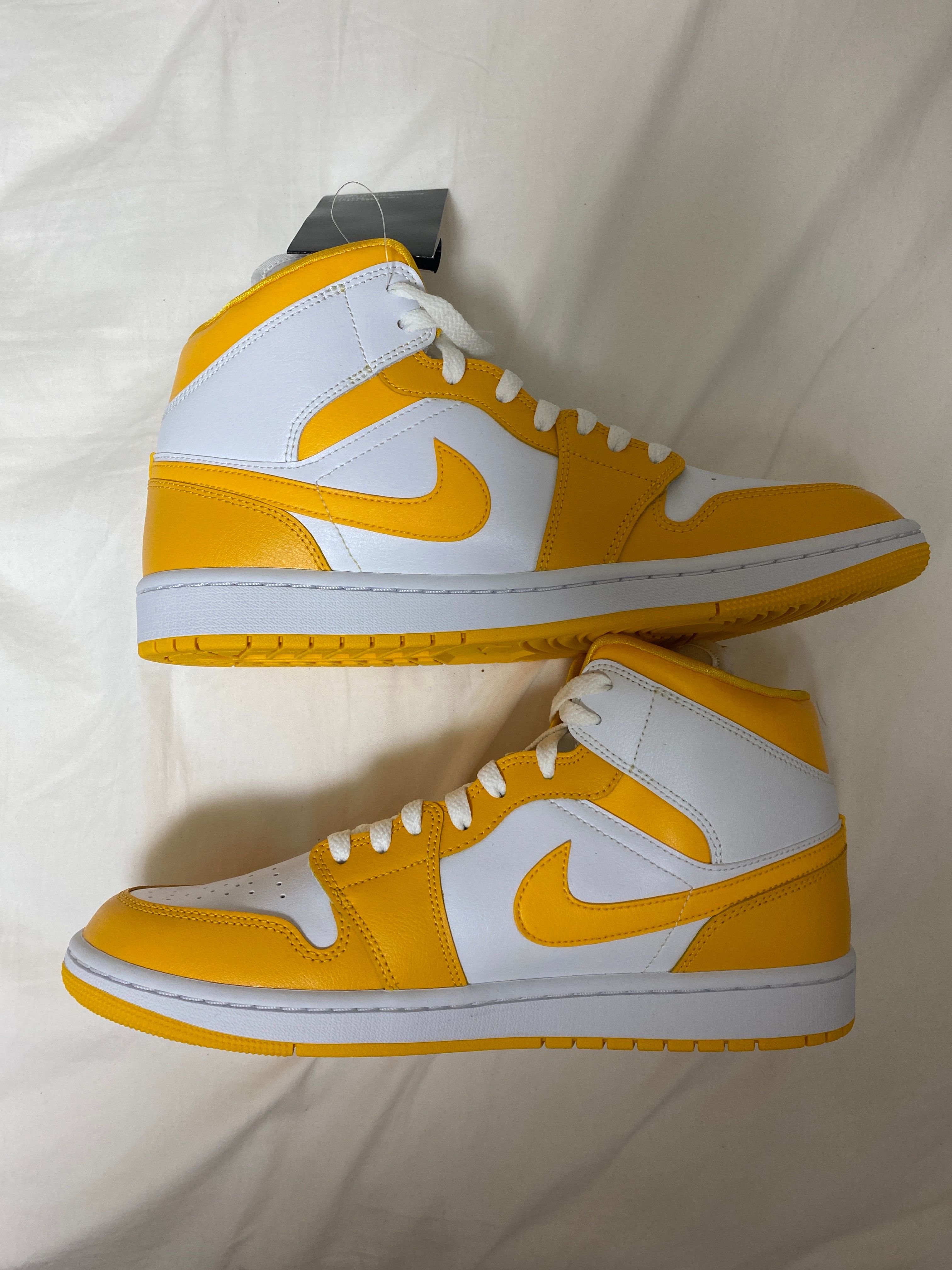 Nike Women's Air Jordan 1 Mid "Lemon"