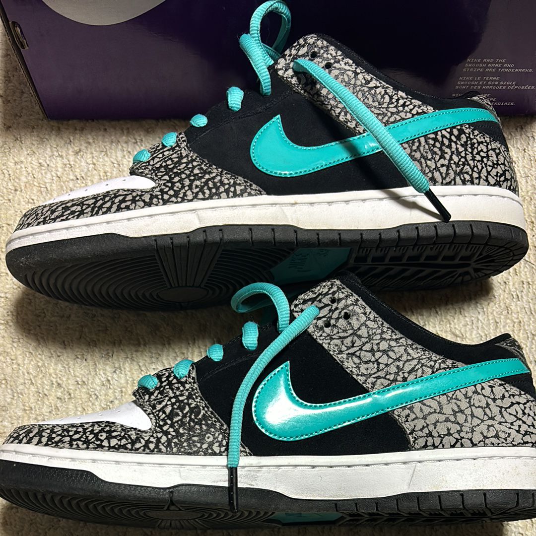 Nike SB Dunk Low "Elephant/Safari"