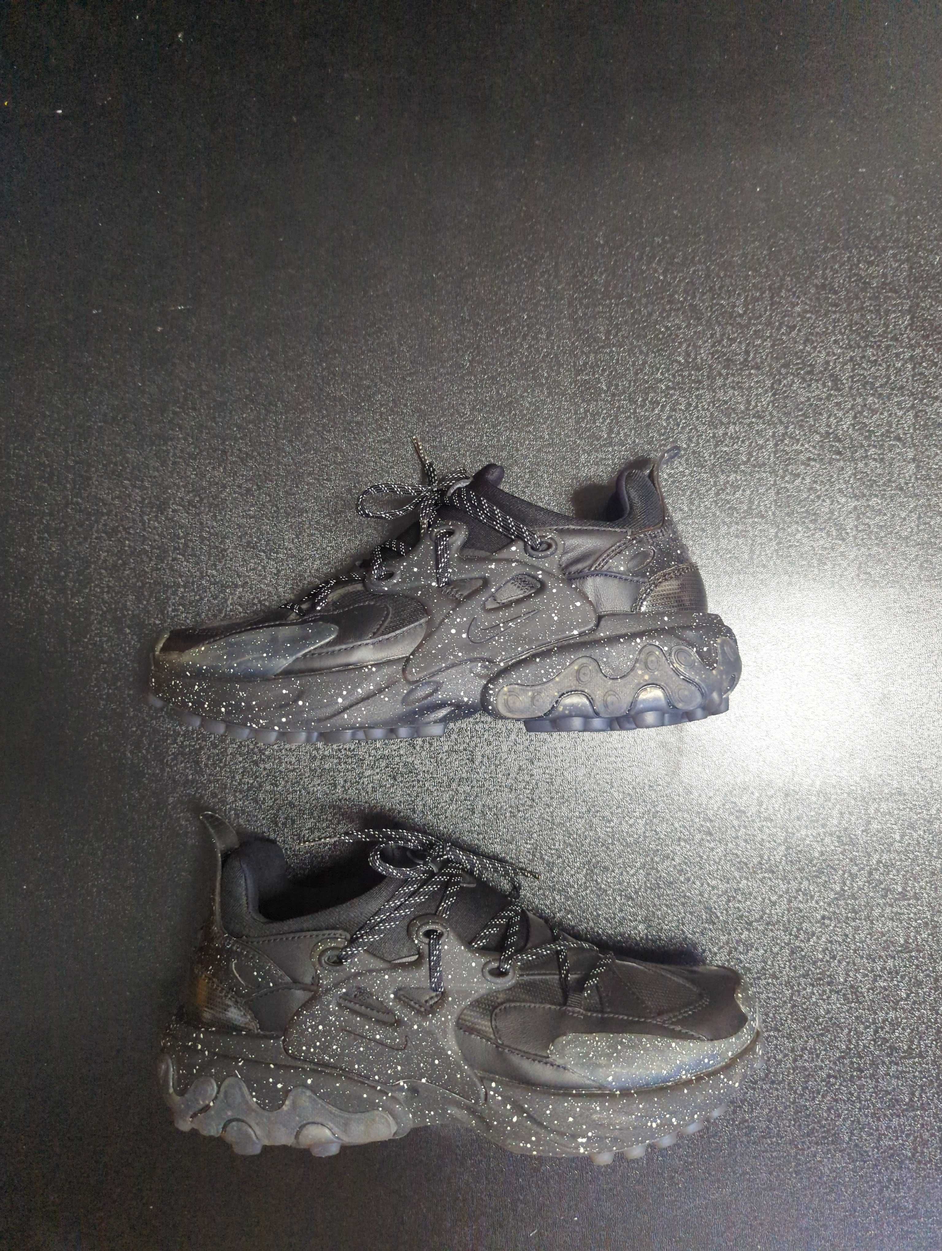 UNDERCOVER × NIKE REACT PREST "BLACK/WHITE-BLACK