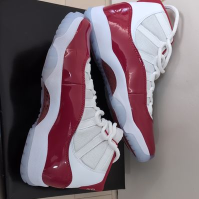 Nike Air Jordan 11 "Varsity Red"
