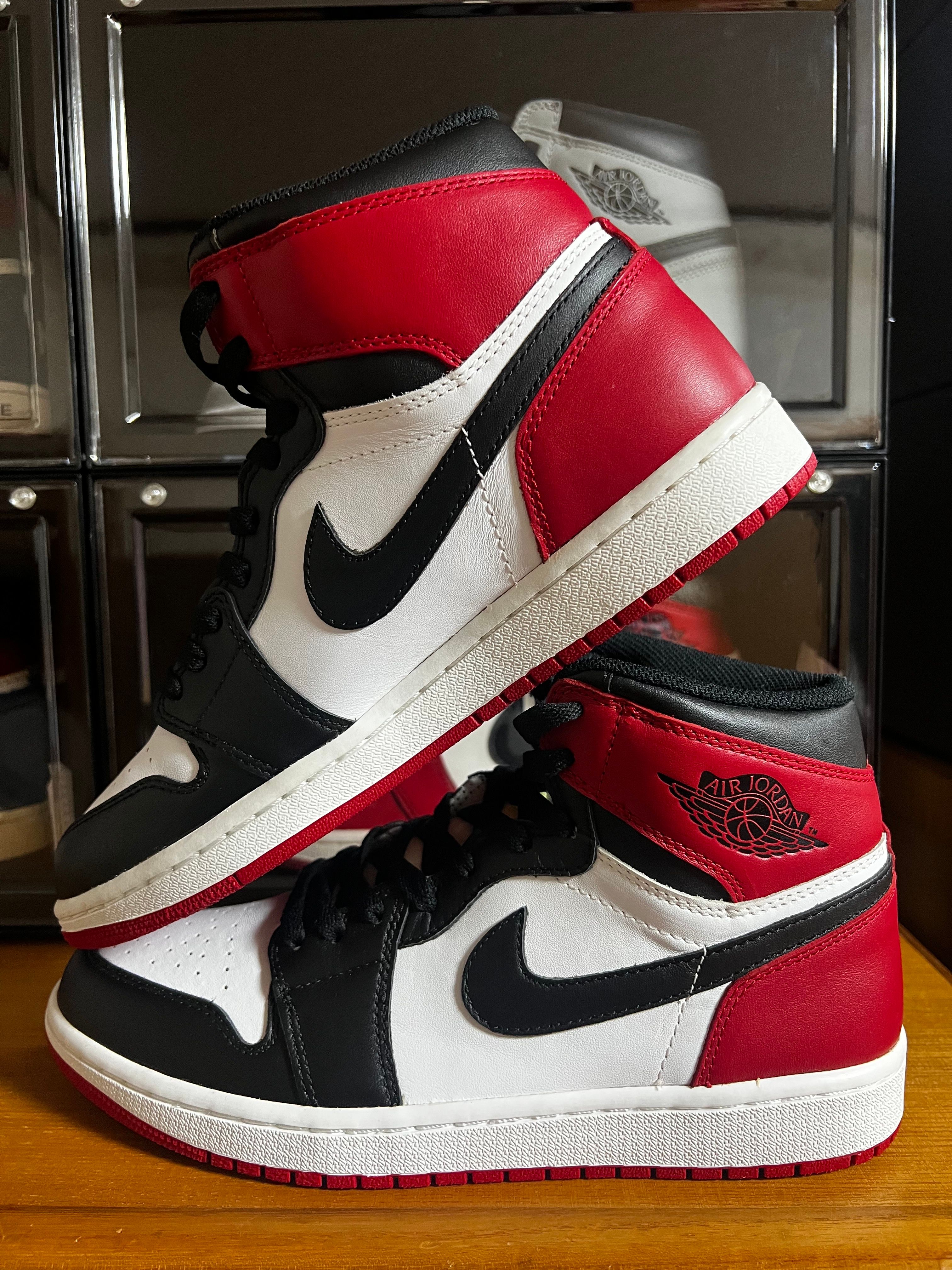 Nike Air Jordan 1 Retro High OG "Black Toe" (2013)