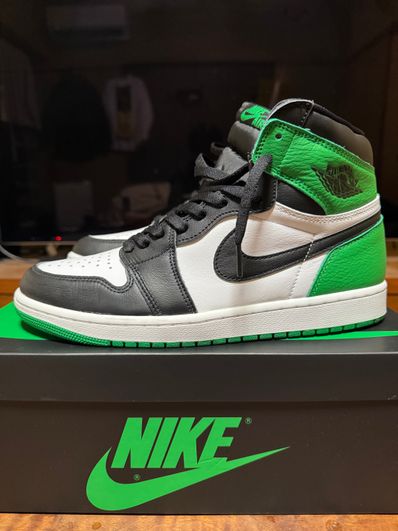 Nike Air Jordan 1 Retro High OG "Celtics/Black and Lucky Green" (2023)