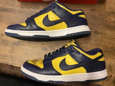 Nike Dunk Low "Michigan"