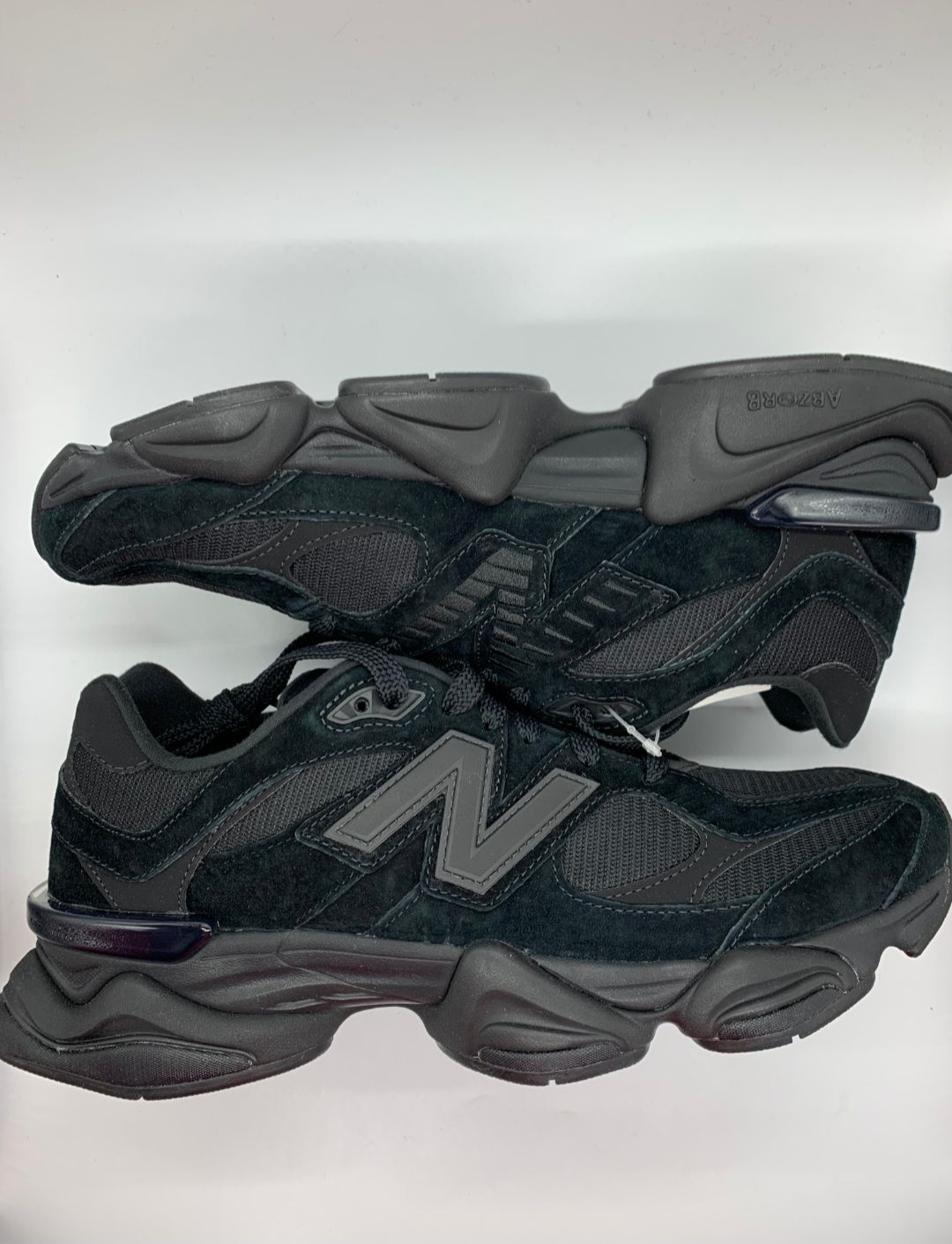 New Balance 9060 "Triple Black"