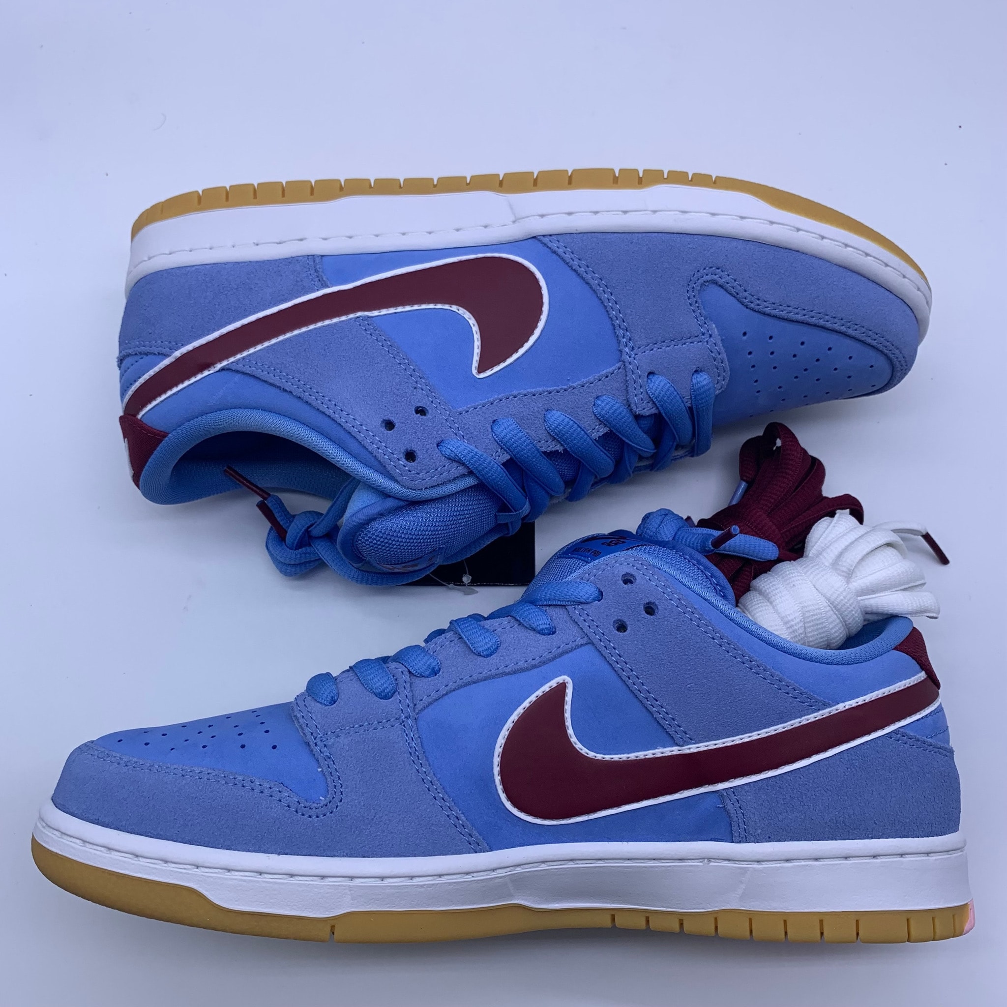 Nike SB Dunk Low Pro "Philadelphia Phillies/Valor Blue and Team Maroon"