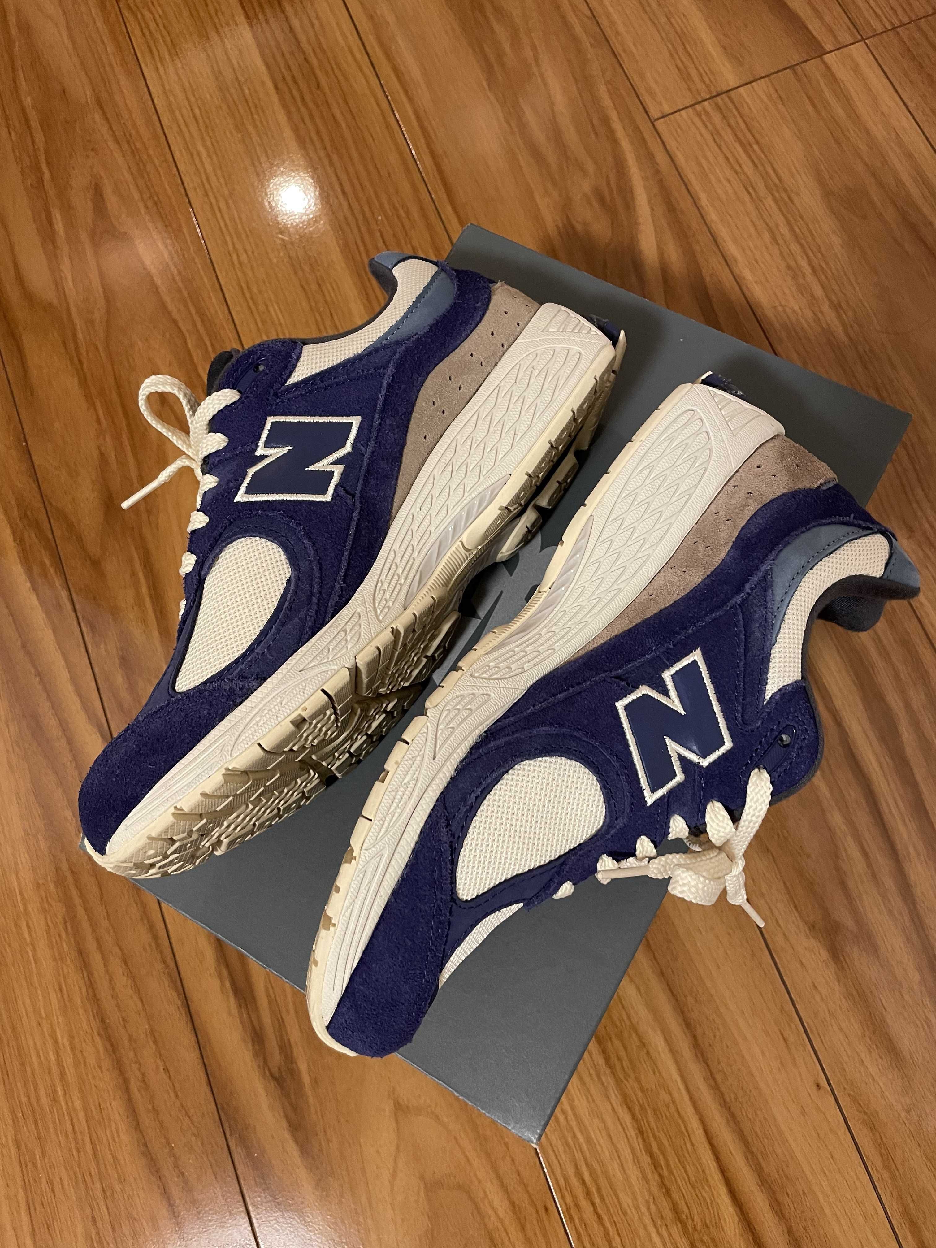 New Balance 2002R "Navy"