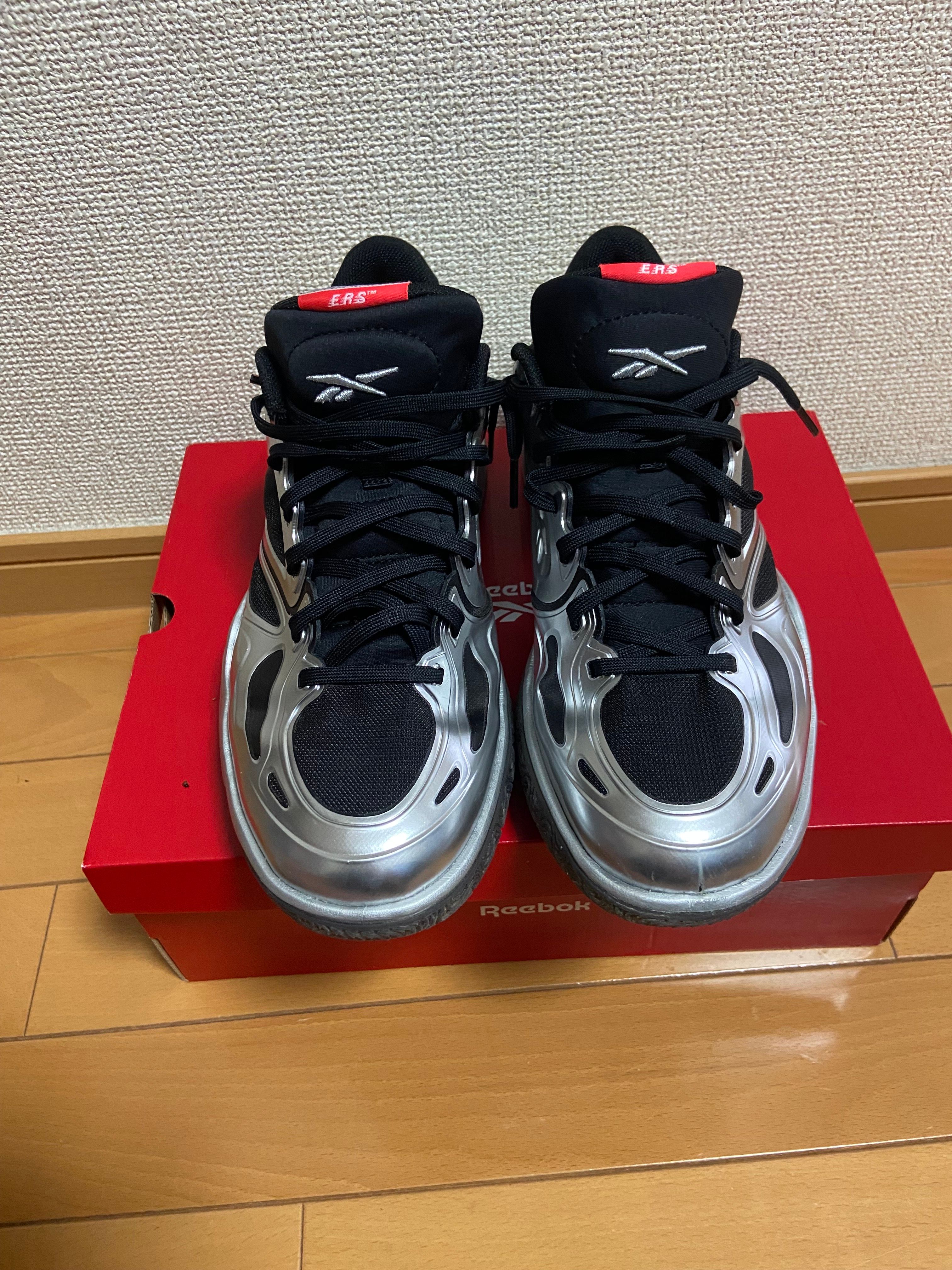 リーボック エンジン A "シルバー"