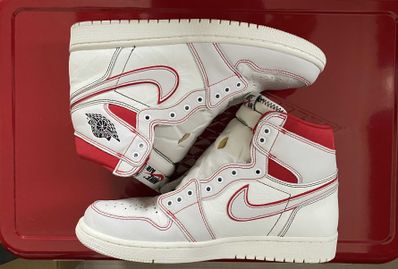 Nike Air Jordan 1 Retro High OG "Sail/University Red"