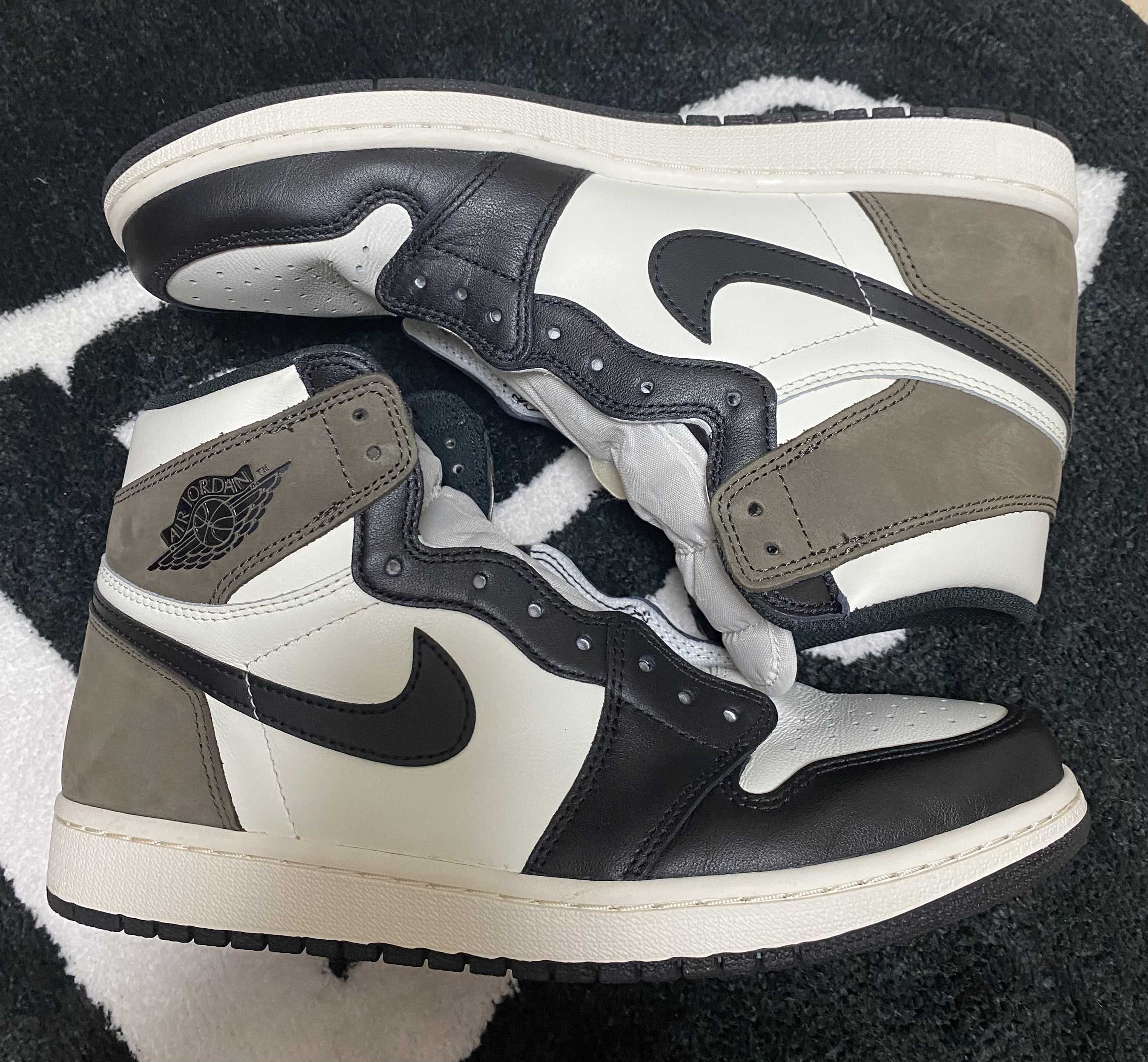 Nike Air Jordan 1 High OG "Sail/Dark Mocha/Black"