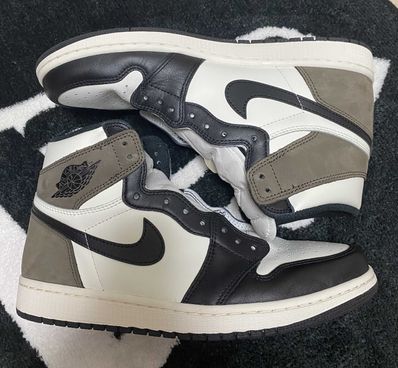 Nike Air Jordan 1 High OG "Sail/Dark Mocha/Black"