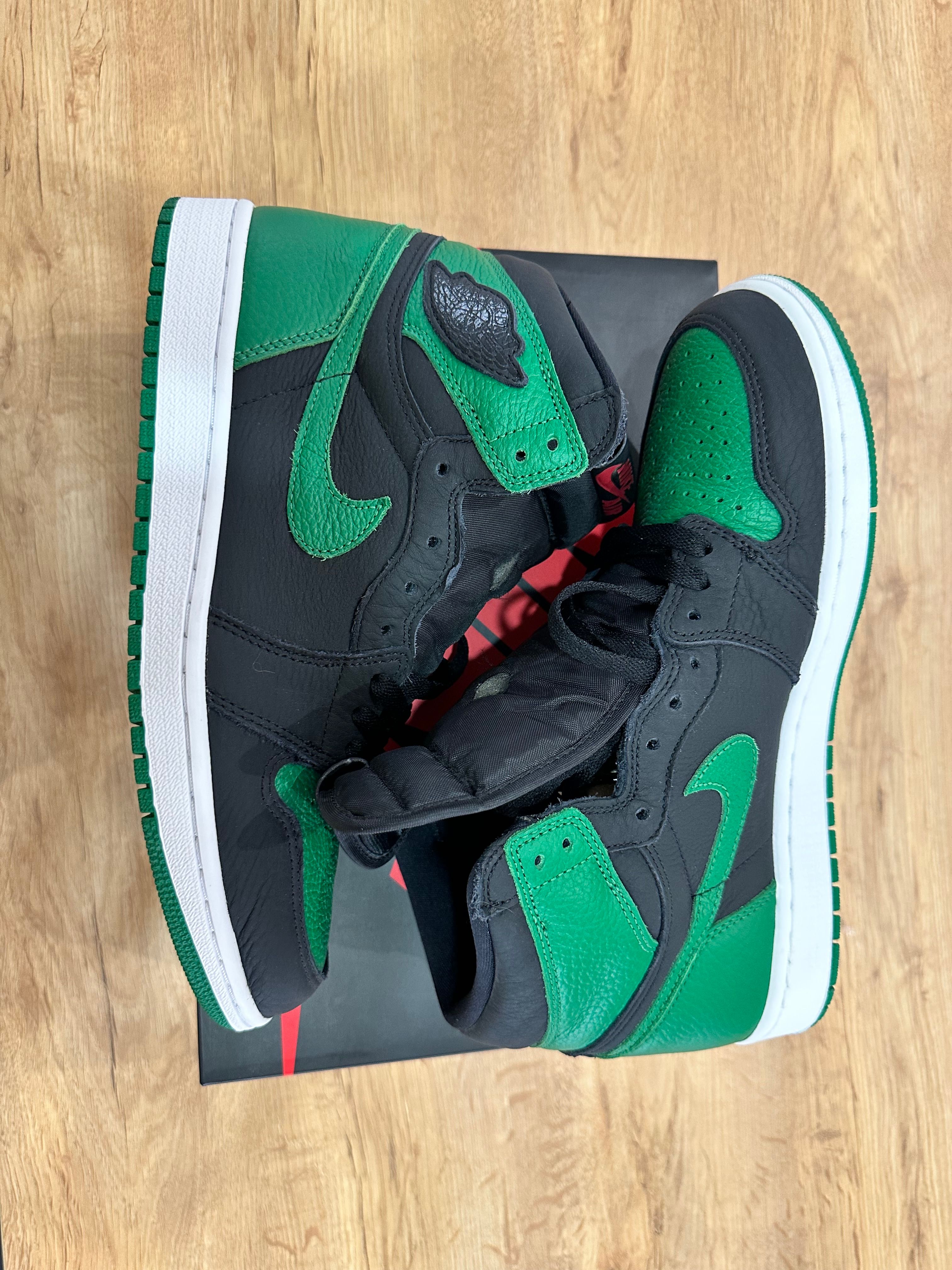 Nike Air Jordan 1 Retro High OG "Black/Pine Green" (2020)      