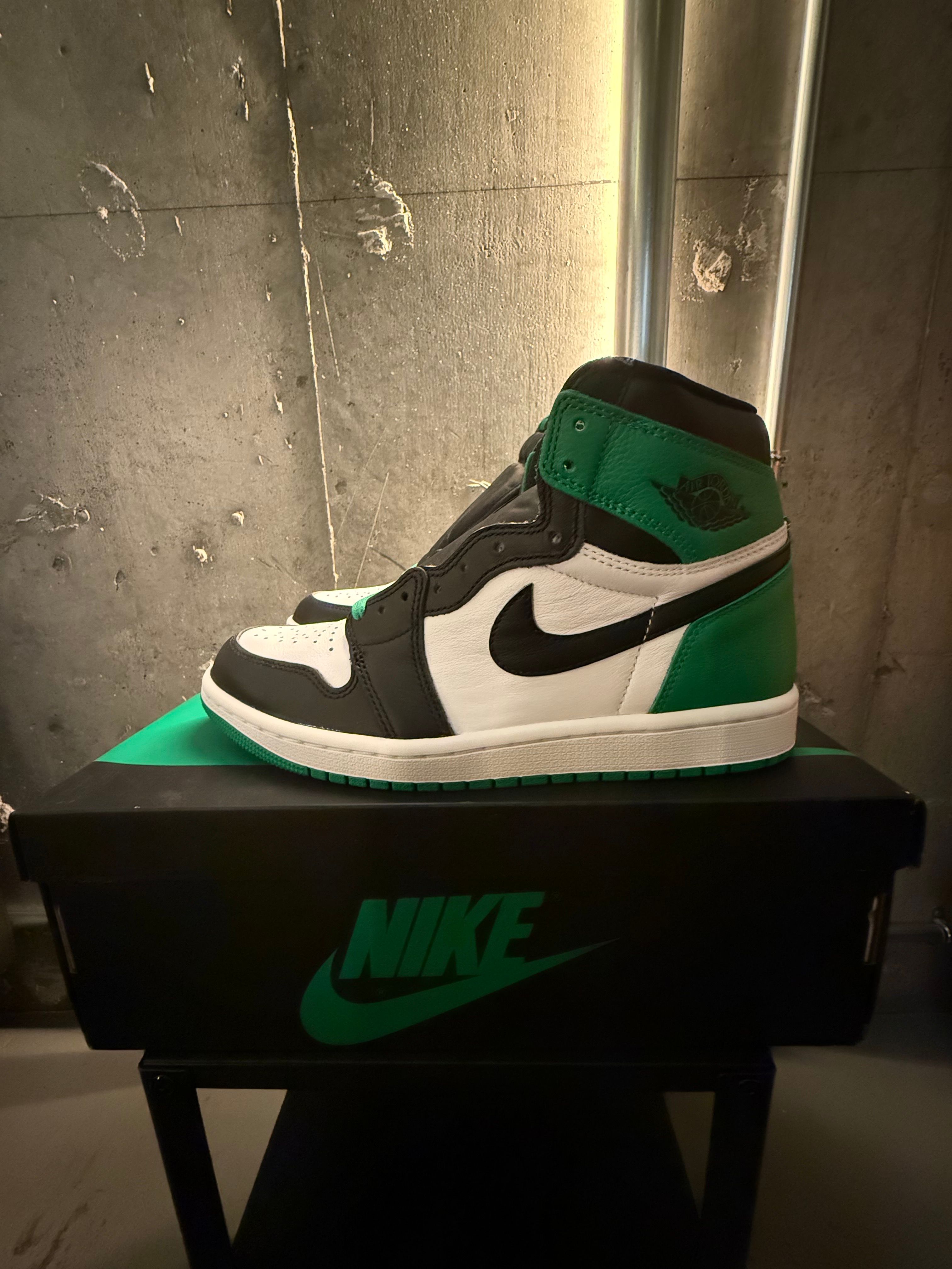 Nike Air Jordan 1 Retro High OG "Celtics/Black and Lucky Green" (2023)