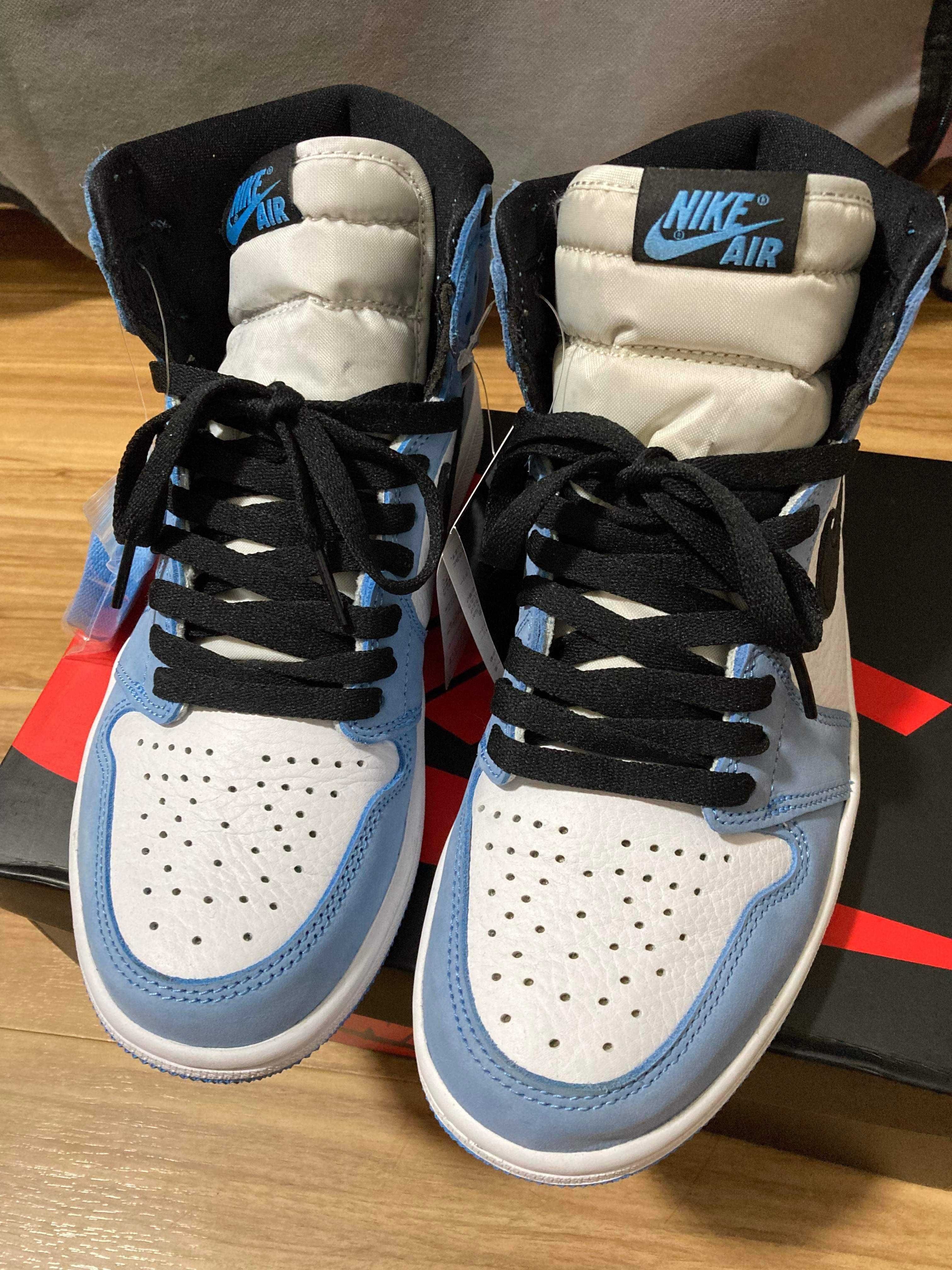 Nike Air Jordan 1 High OG "University Blue"