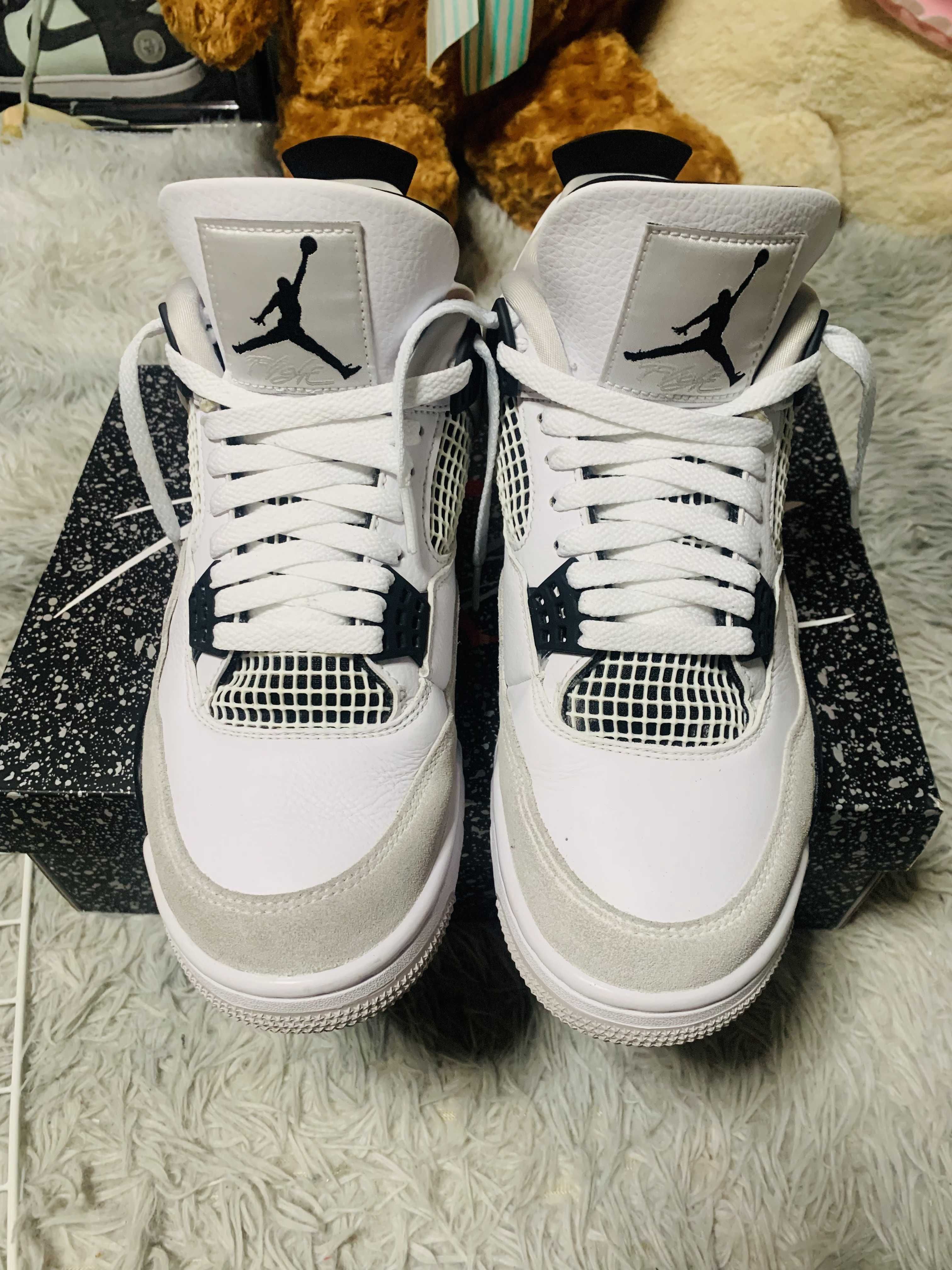 Nike Air Jordan 4 "Military Black"