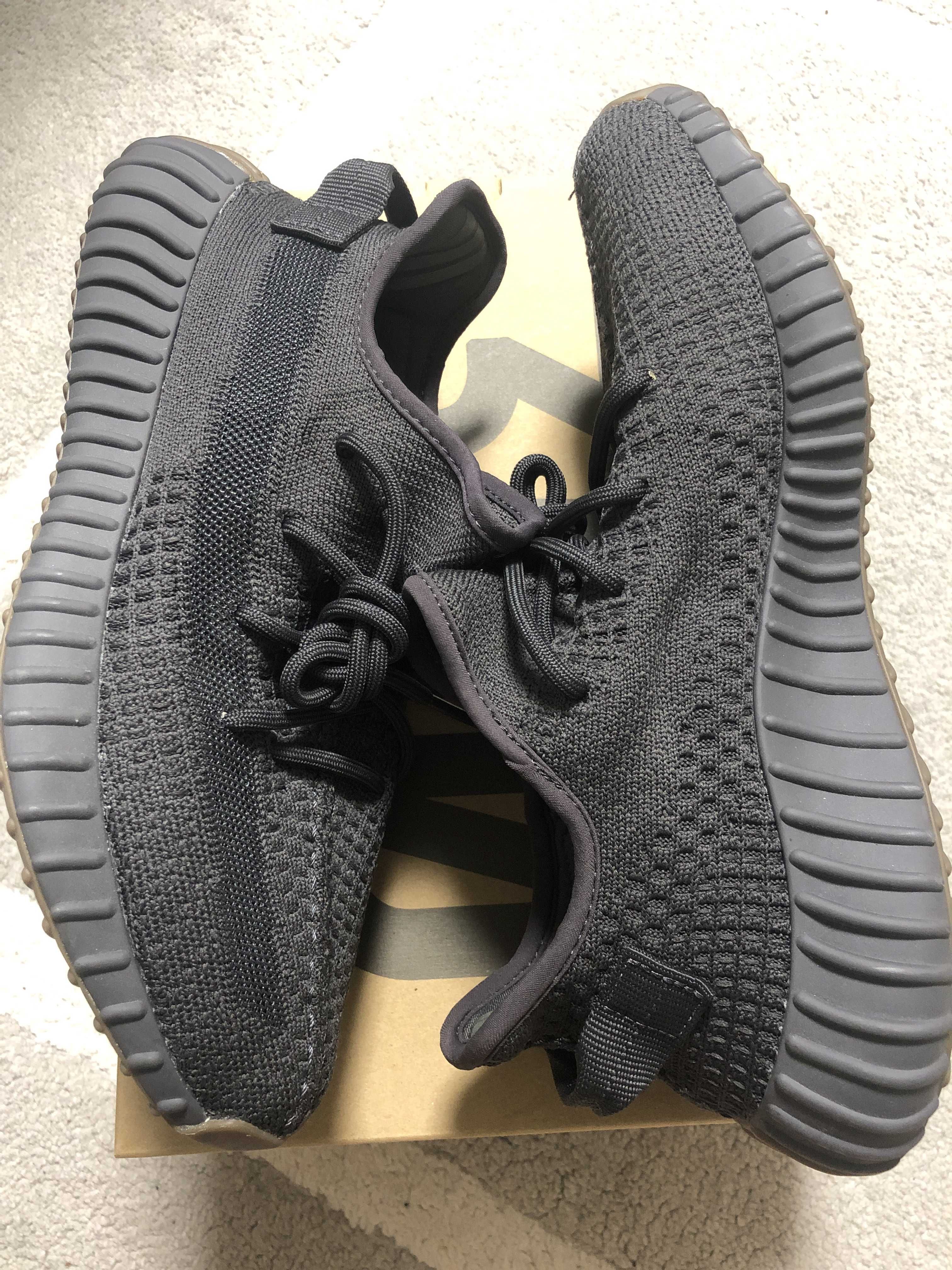  adidas YEEZY Boost 350 V2 "Cinder"