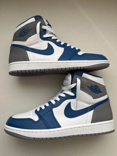 Nike Air Jordan 1 High OG "True Blue"