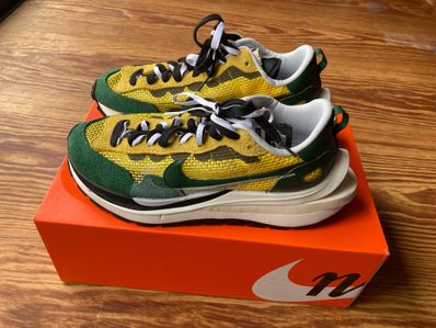 sacai × Nike Vapor Waffle "Tour Yellow/Stadium Green-Sail"