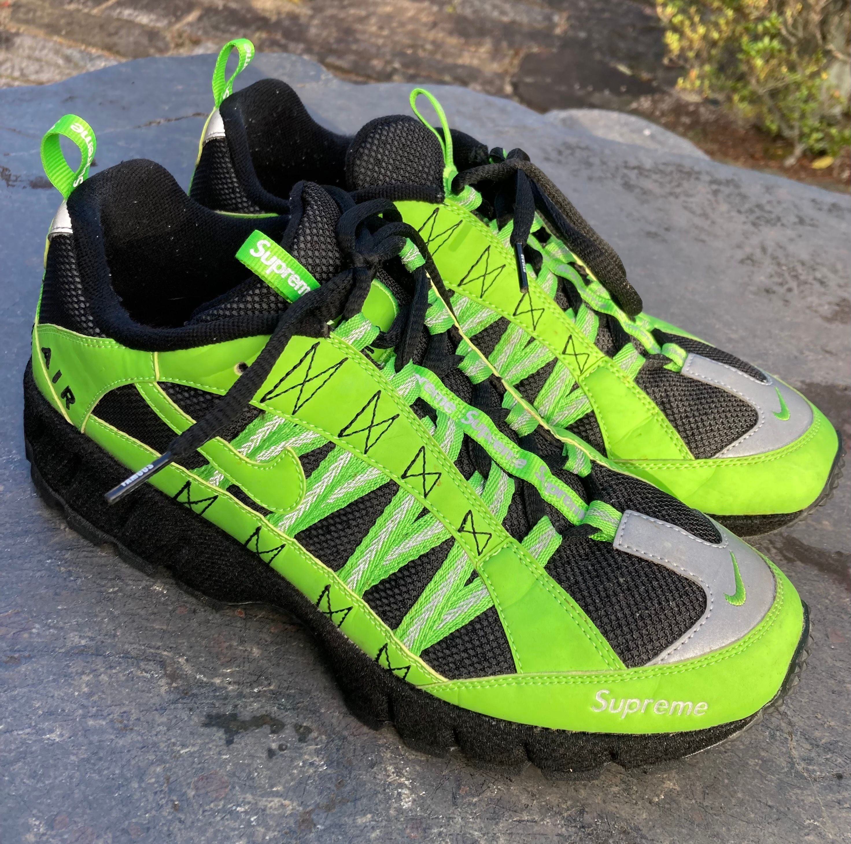Supreme × Nike Air Humara "Green"