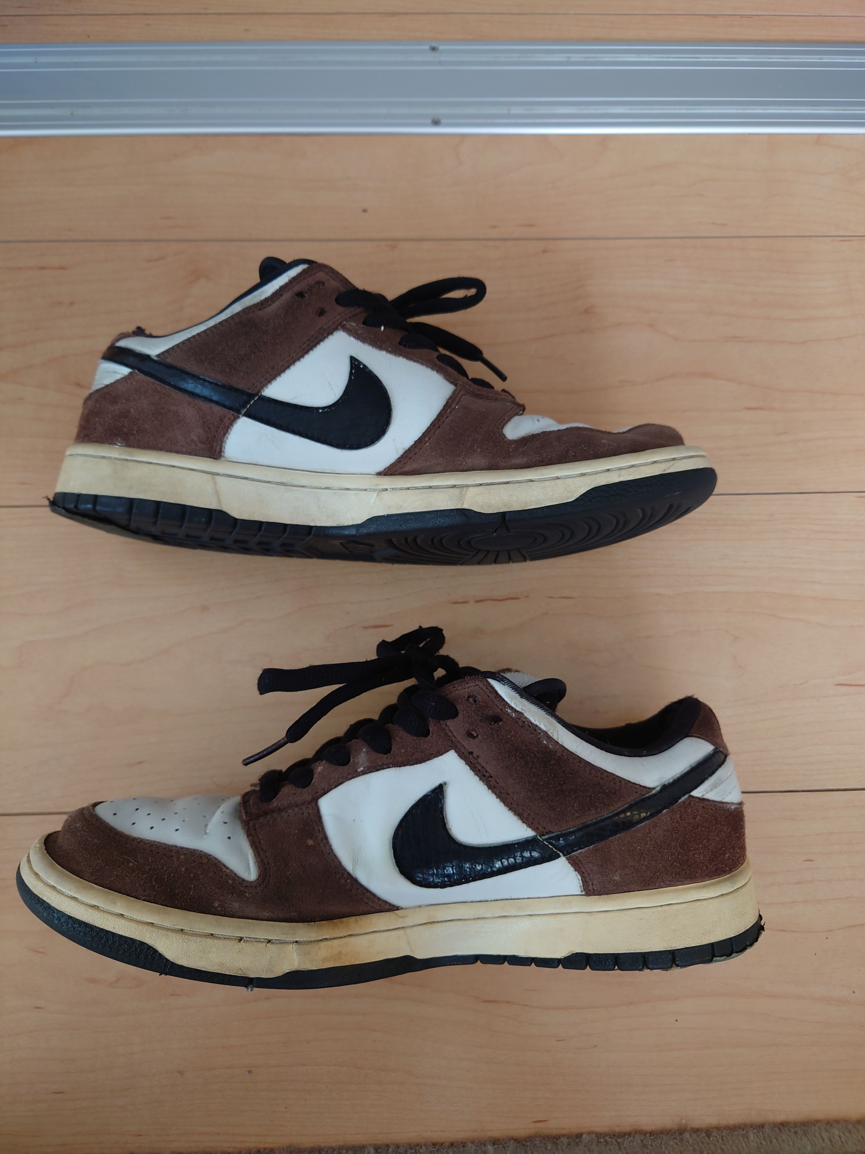 Nike SB Dunk Low "White/Black/Trail End Brown"