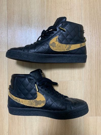Supreme × Nike SB Blazer Mid
