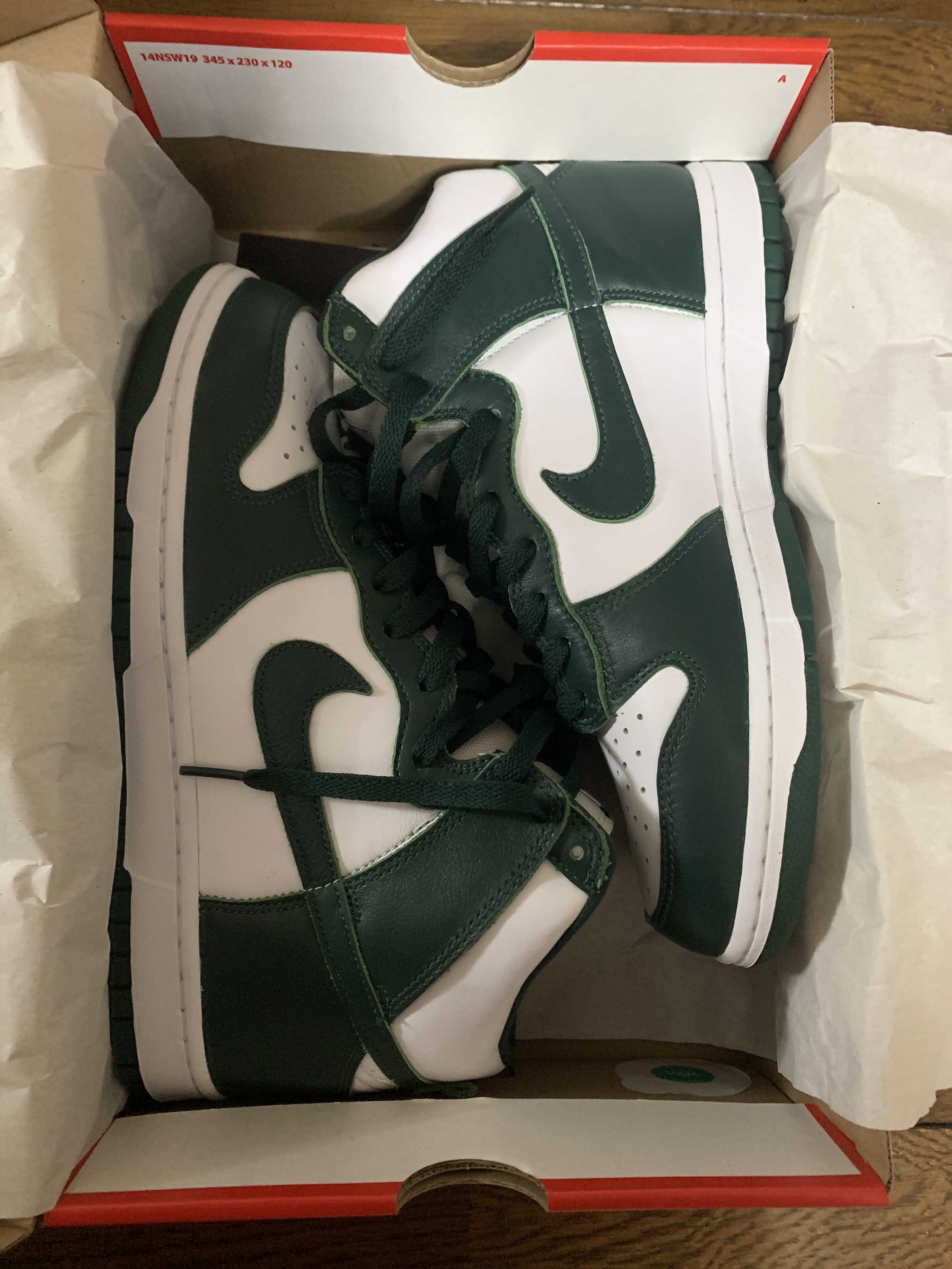 Nike Dunk High "Spartan Green"
