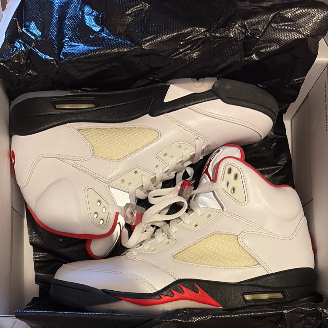 Nike Air Jordan 5 Retro "Fire Red" (2020)