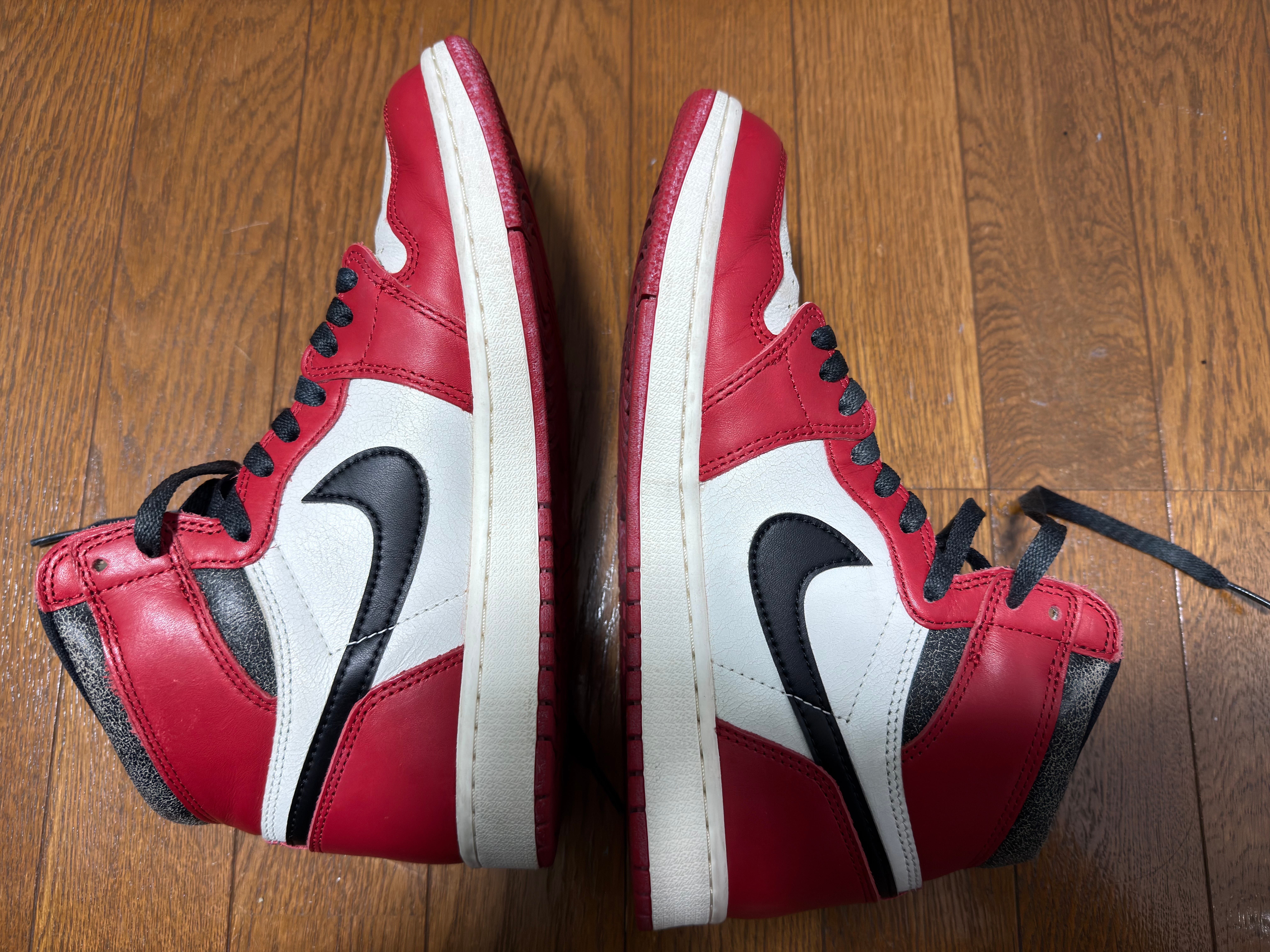 Nike Air Jordan 1 High OG "Lost & Found/Chicago"